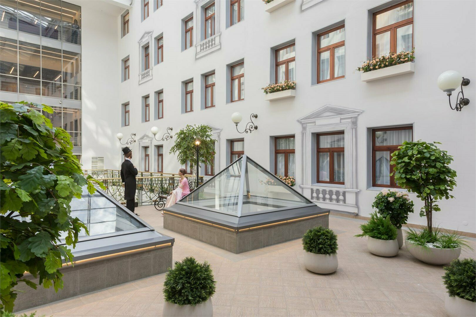 Делюкс с двумя кроватями и видом на Атриум