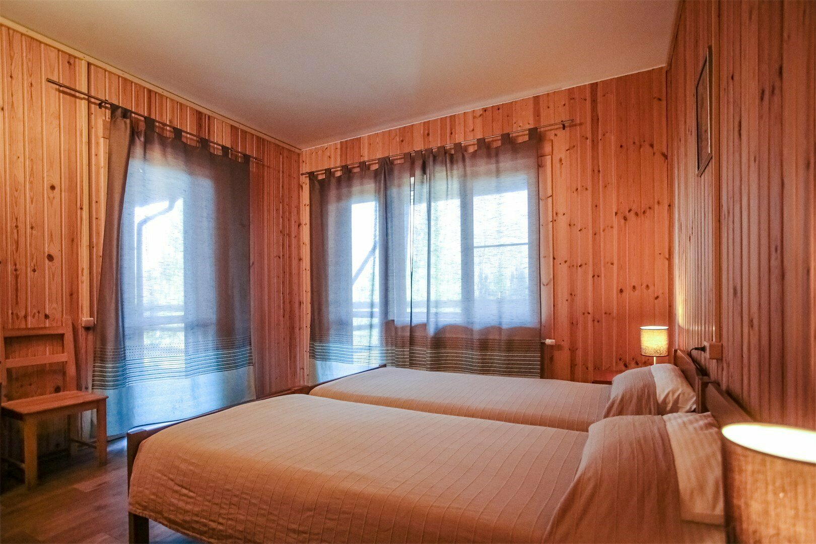 Двухместный номер с 2 отдельными кроватями и балконом