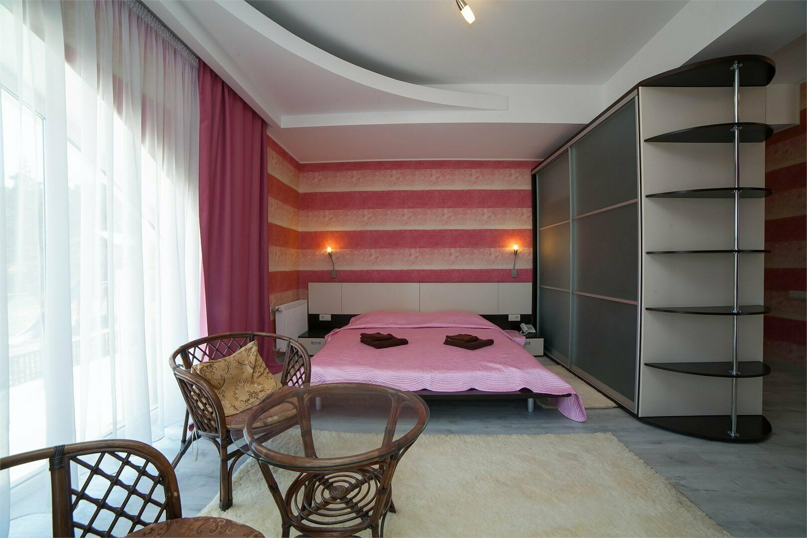 Люкс Red 1 этаж без балкона