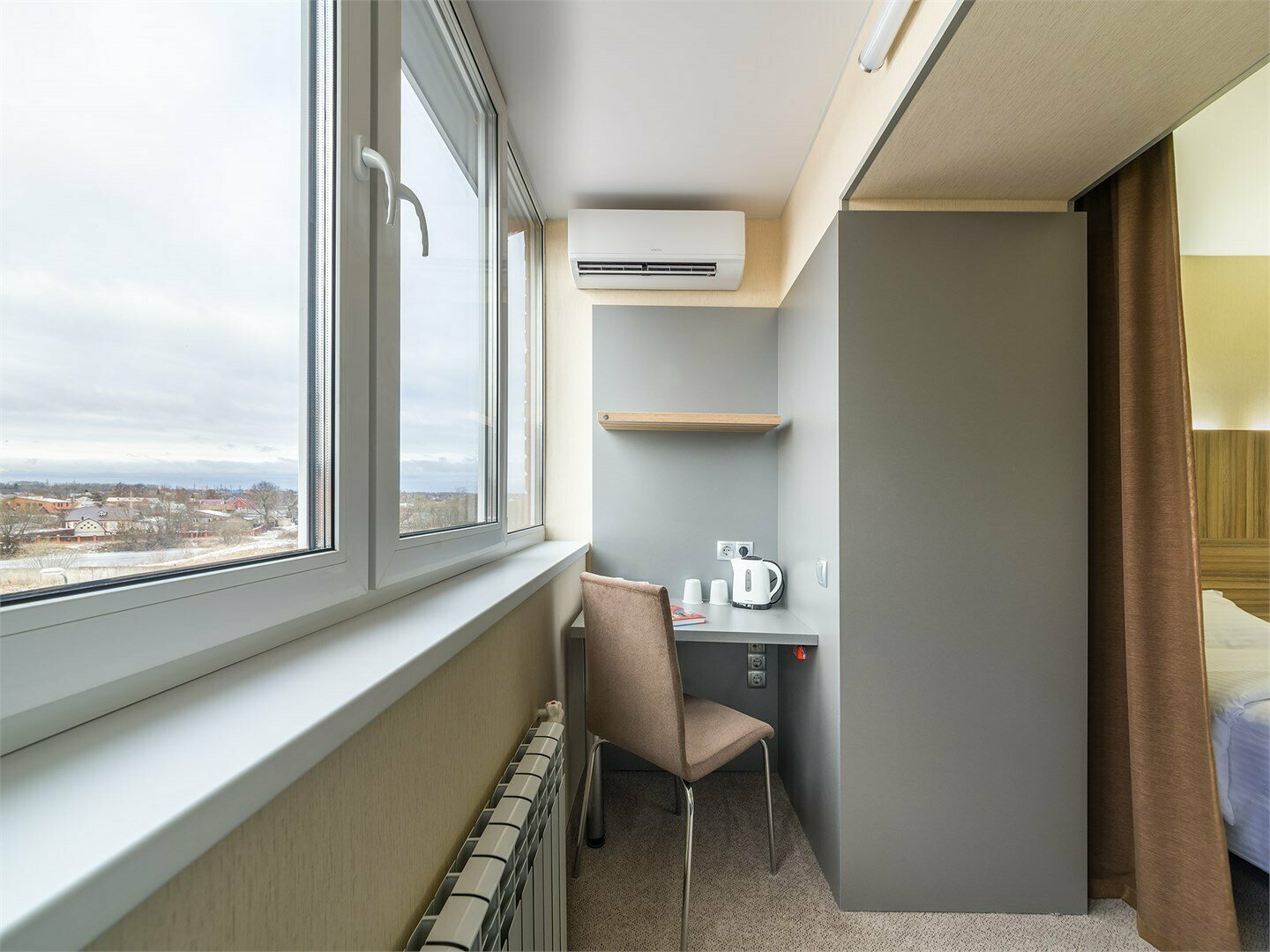 Первой категории с 2 отдельными кроватями