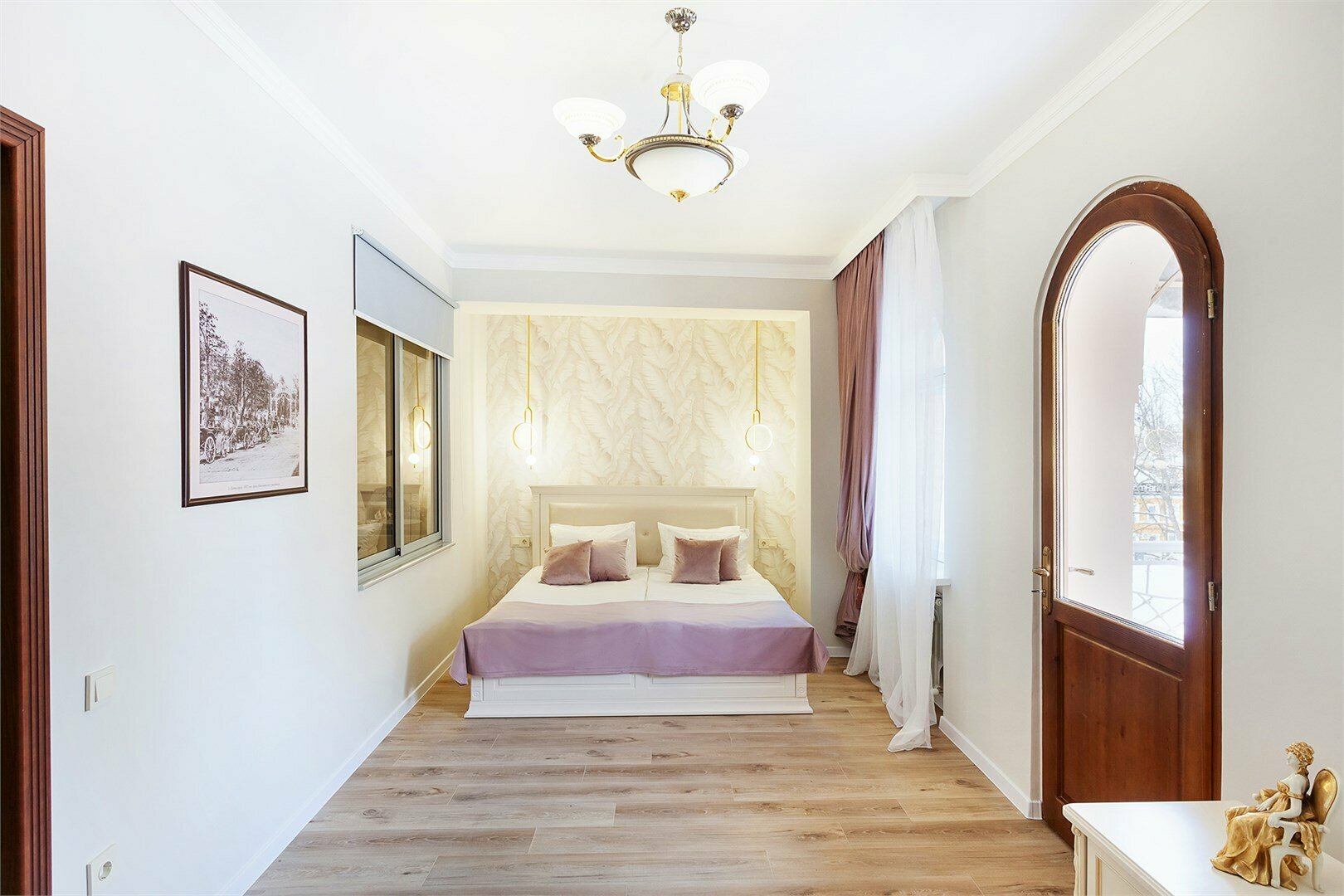 Двухкомнатные апартаменты с балконом и кухней №5