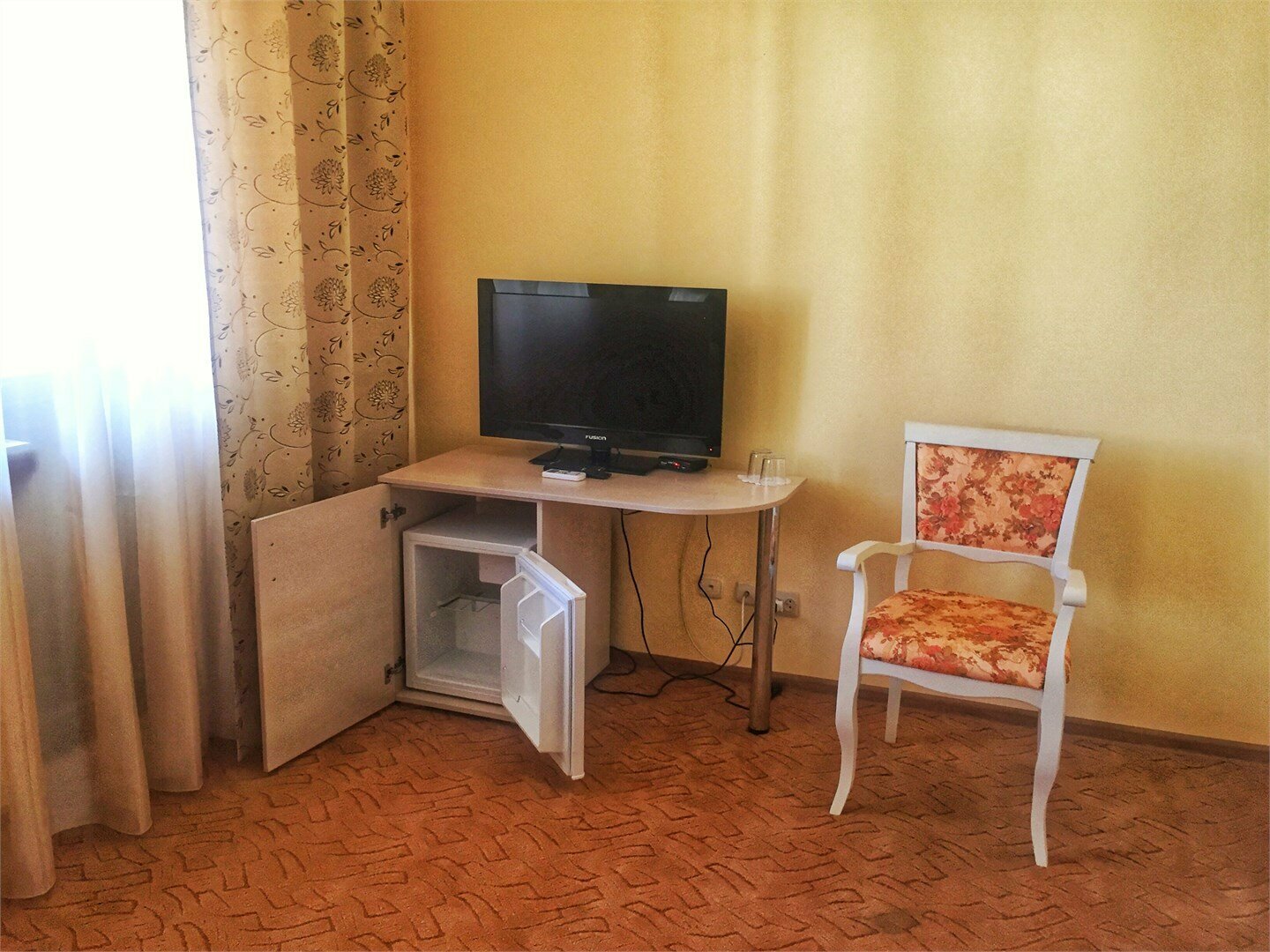 Стандарт - (TWIN) с двумя односпальными кроватями