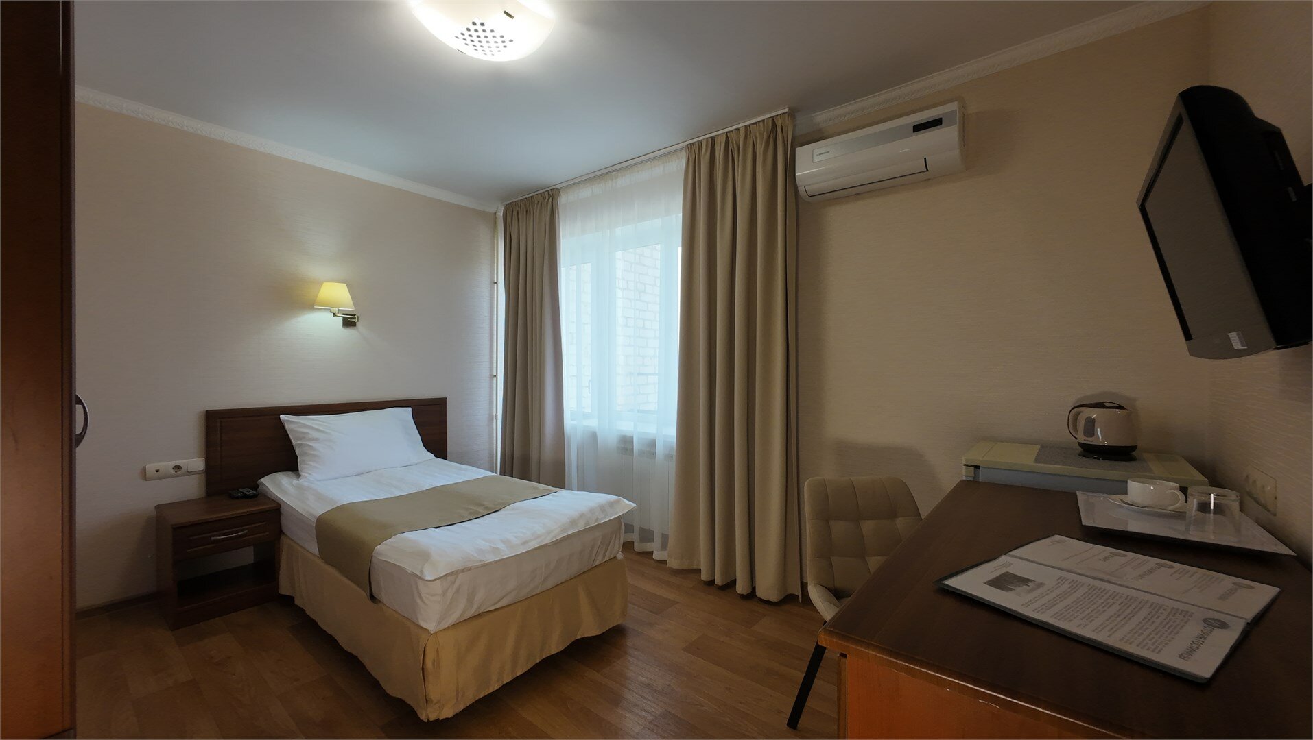 Стандарт однокомнатный одноместный Комфорт с 1 спальной кроватью