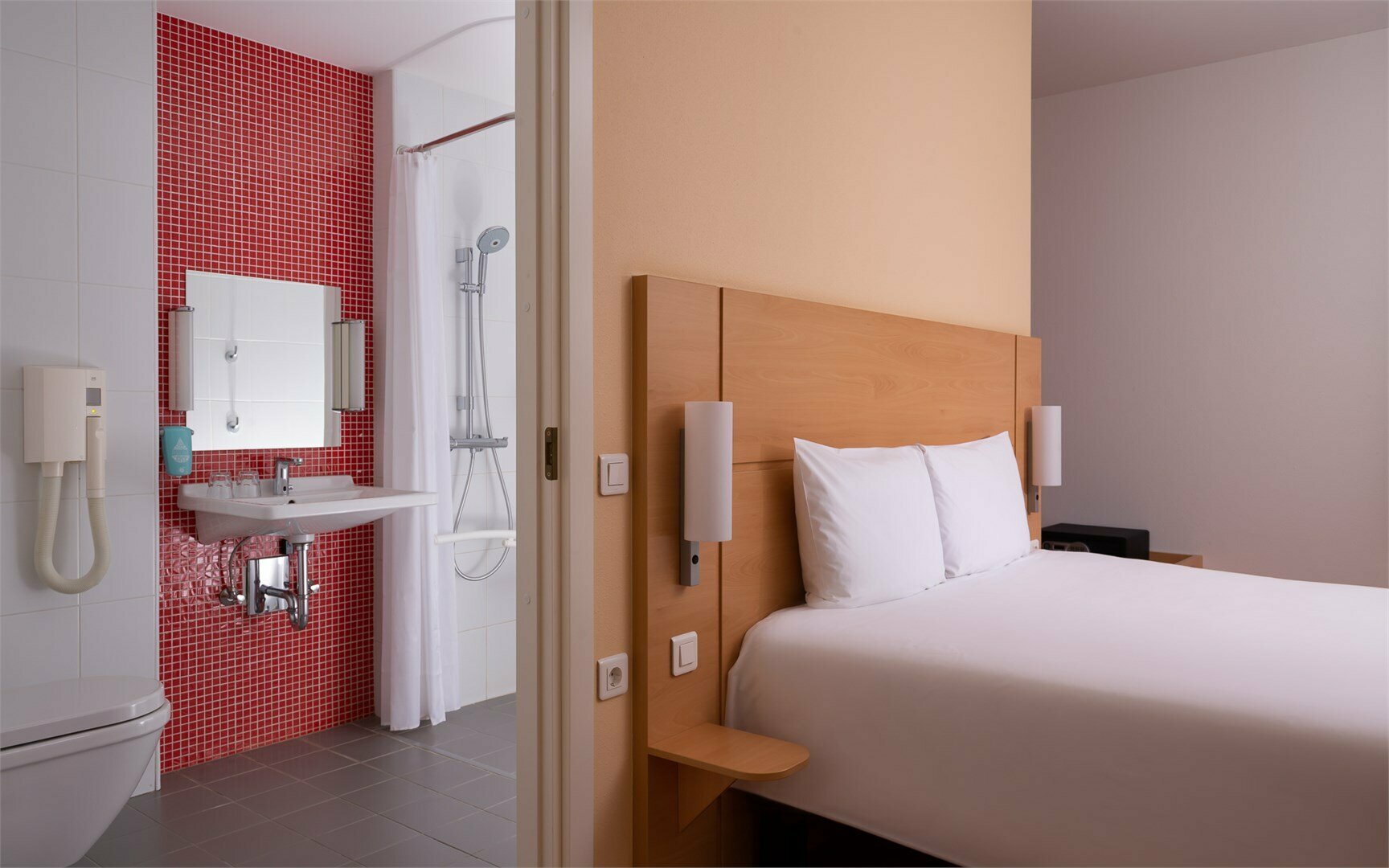 Номер Standard с двуспальной кроватью