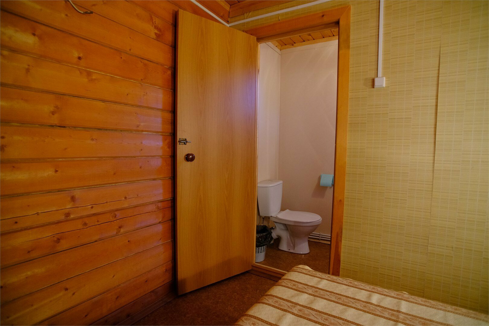 Стандарт с одной двуспальной кроватью (2 / 6)