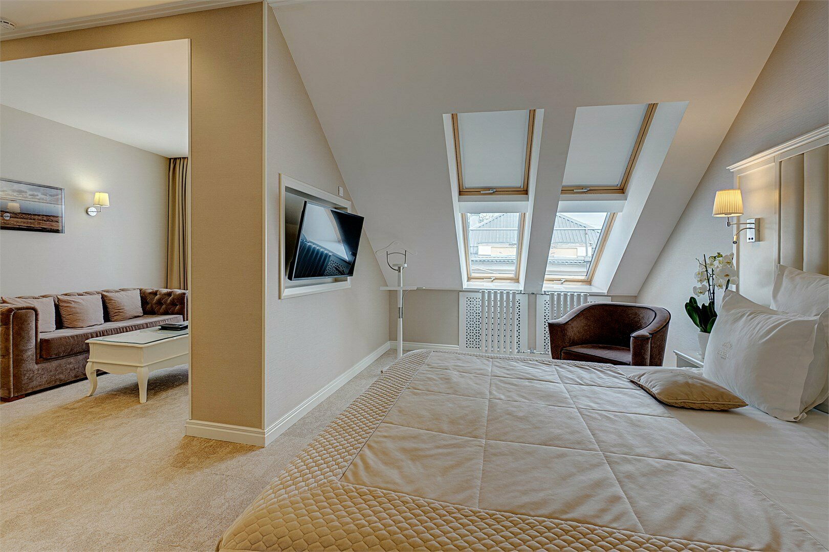 Джуниор Сюит с балконом