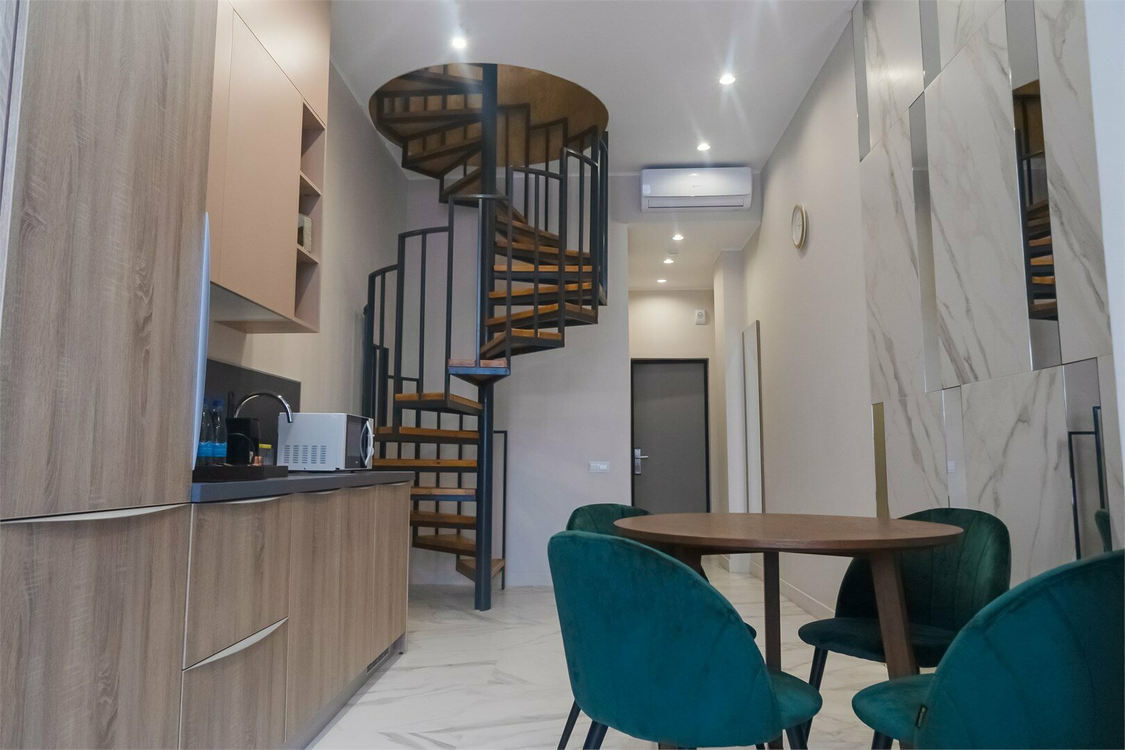 Студия Двухуровневая