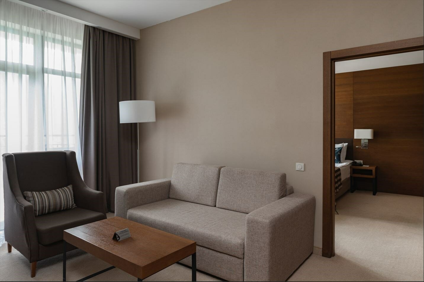 Двухкомнатный номер категории "Люкс"