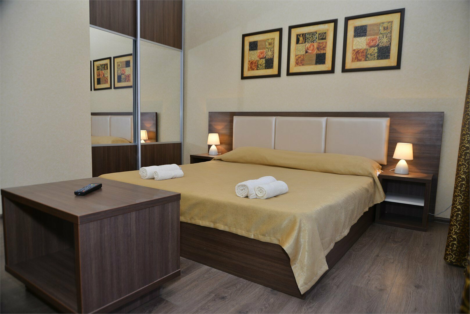 3-стандарт с французским балконом БЕЗ ВИДА