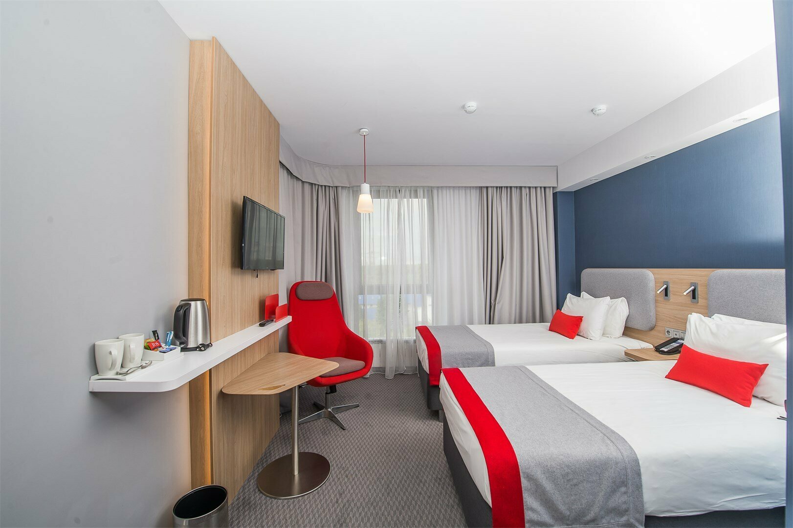 Стандартный номер с двумя раздельными кроватями