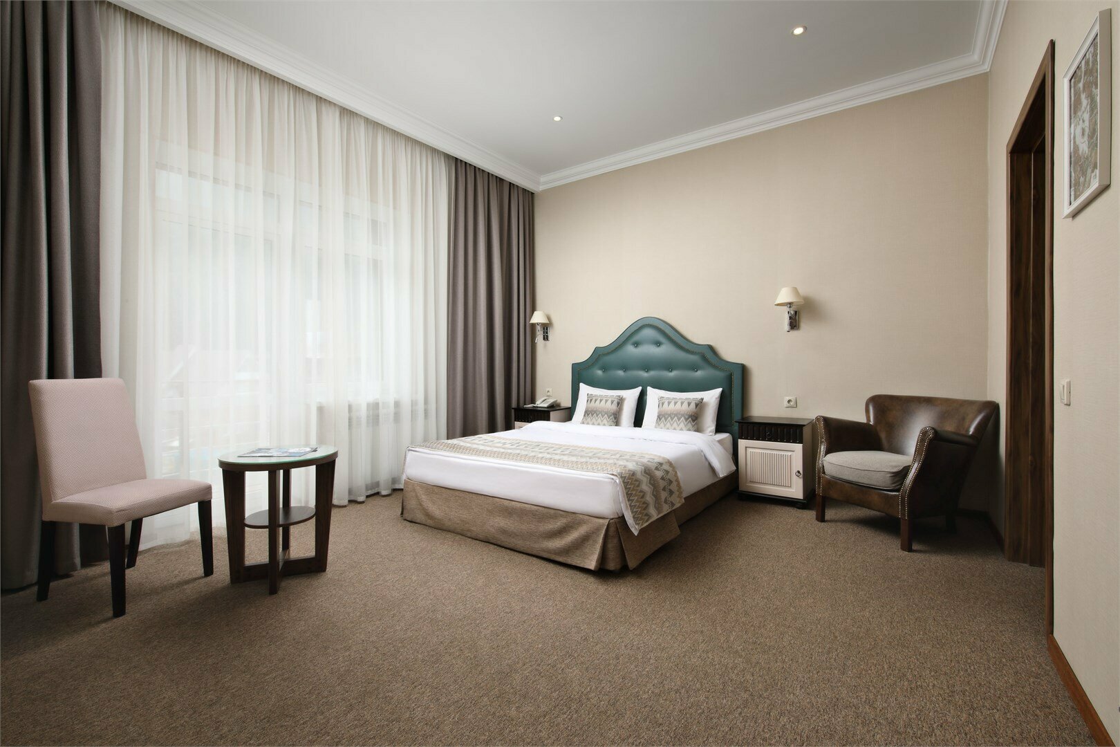 ДЕЛЮКС С БАЛКОНОМ