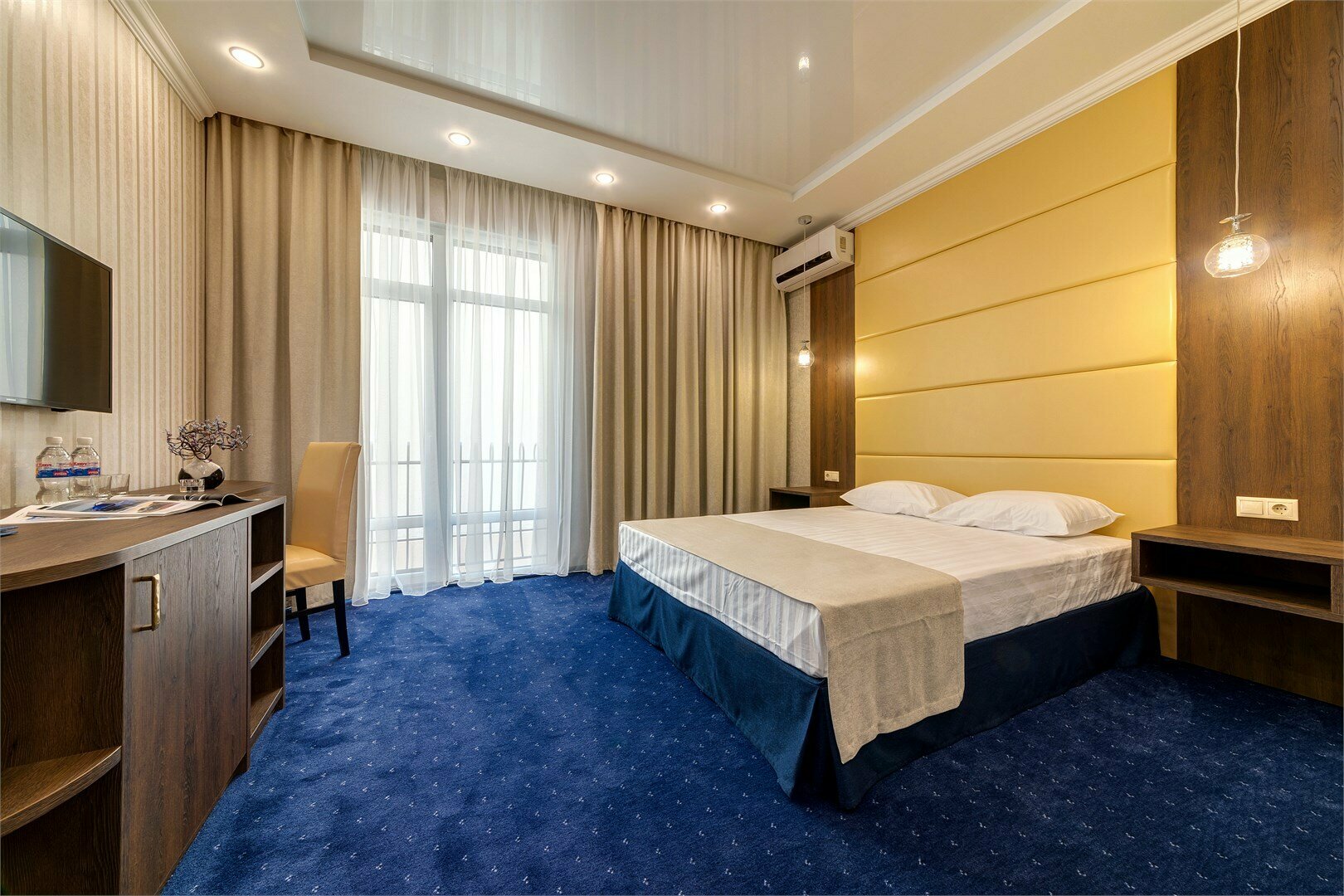 Стандартный двухместный номер с французским балконом