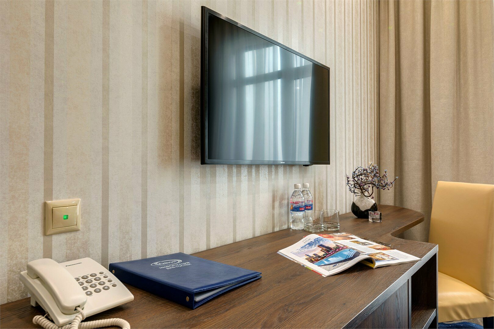 Стандартный двухместный номер с французским балконом