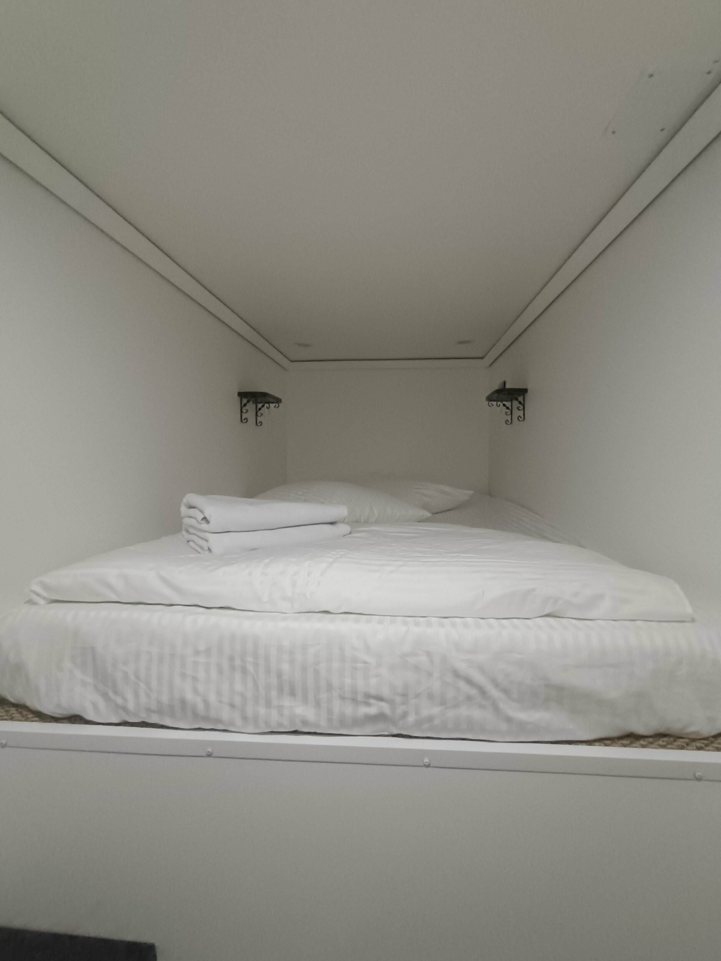 Двухместный  эконом с одной кроватью (без окна)