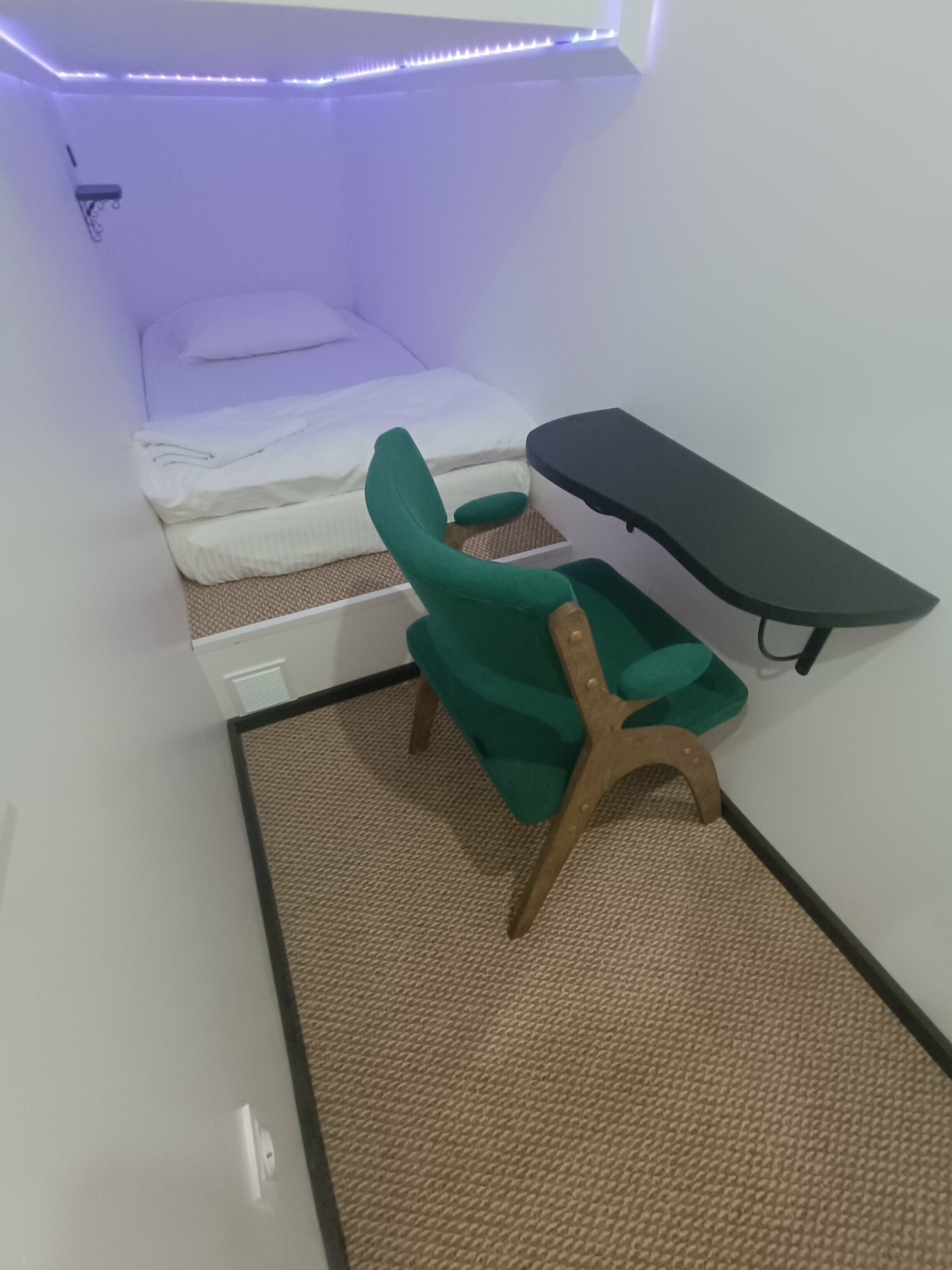 Улучшенный одноместный номер (без окна)