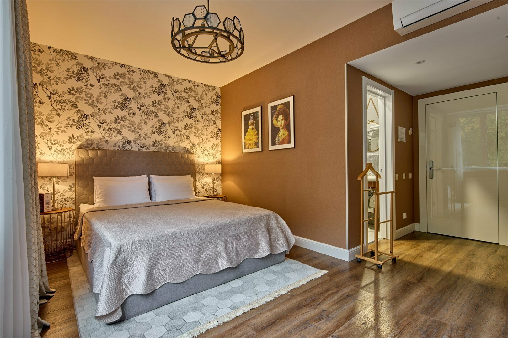 Супериор с балконом и видом на заповедник