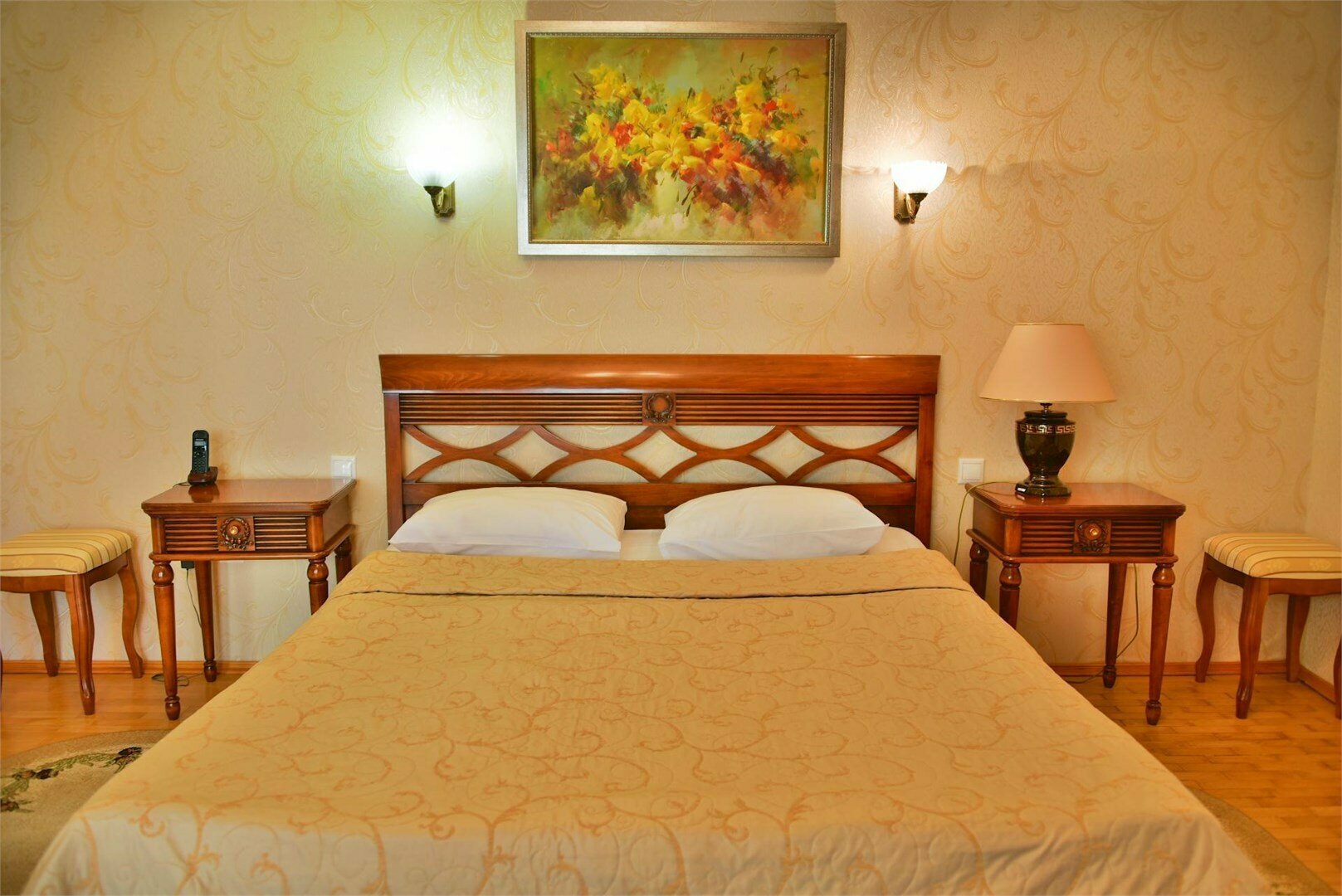 Улучшенный люкс