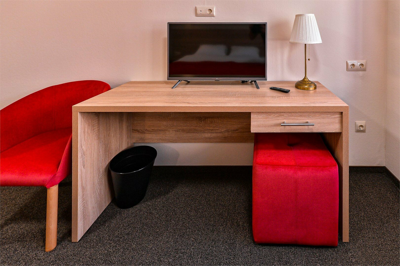 Стандартный двухместный номер с одной кроватью