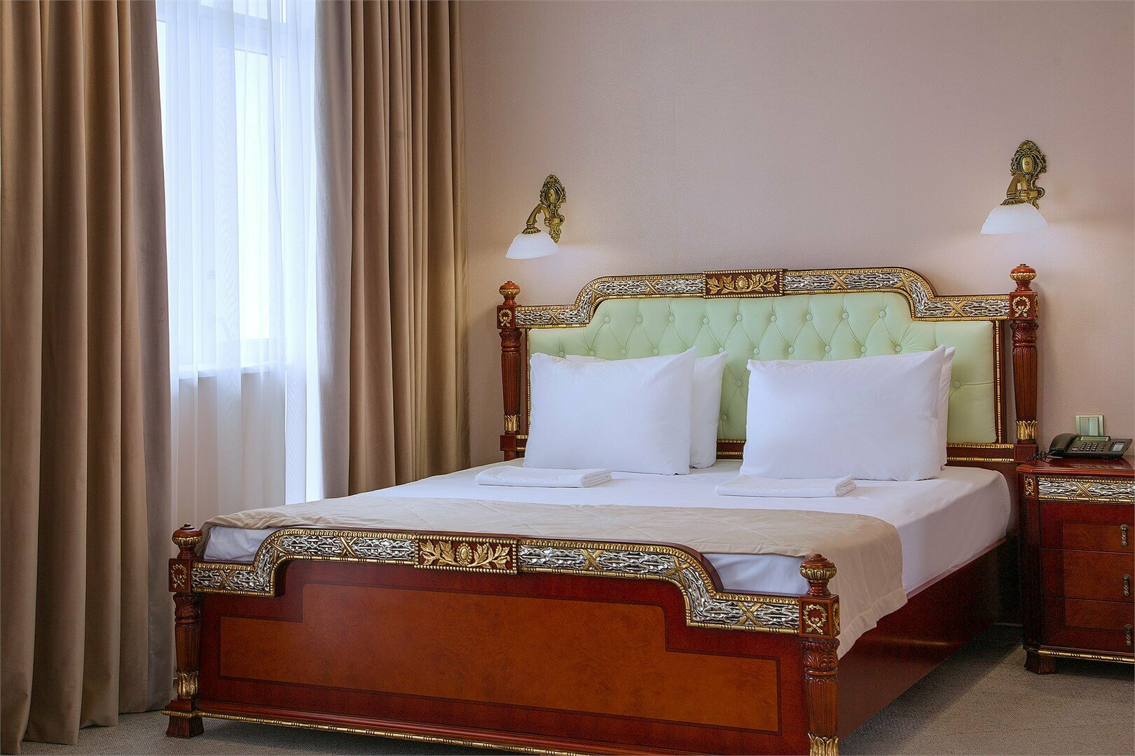 Высшая категория "Джуниор Сюит" (Полулюкс)