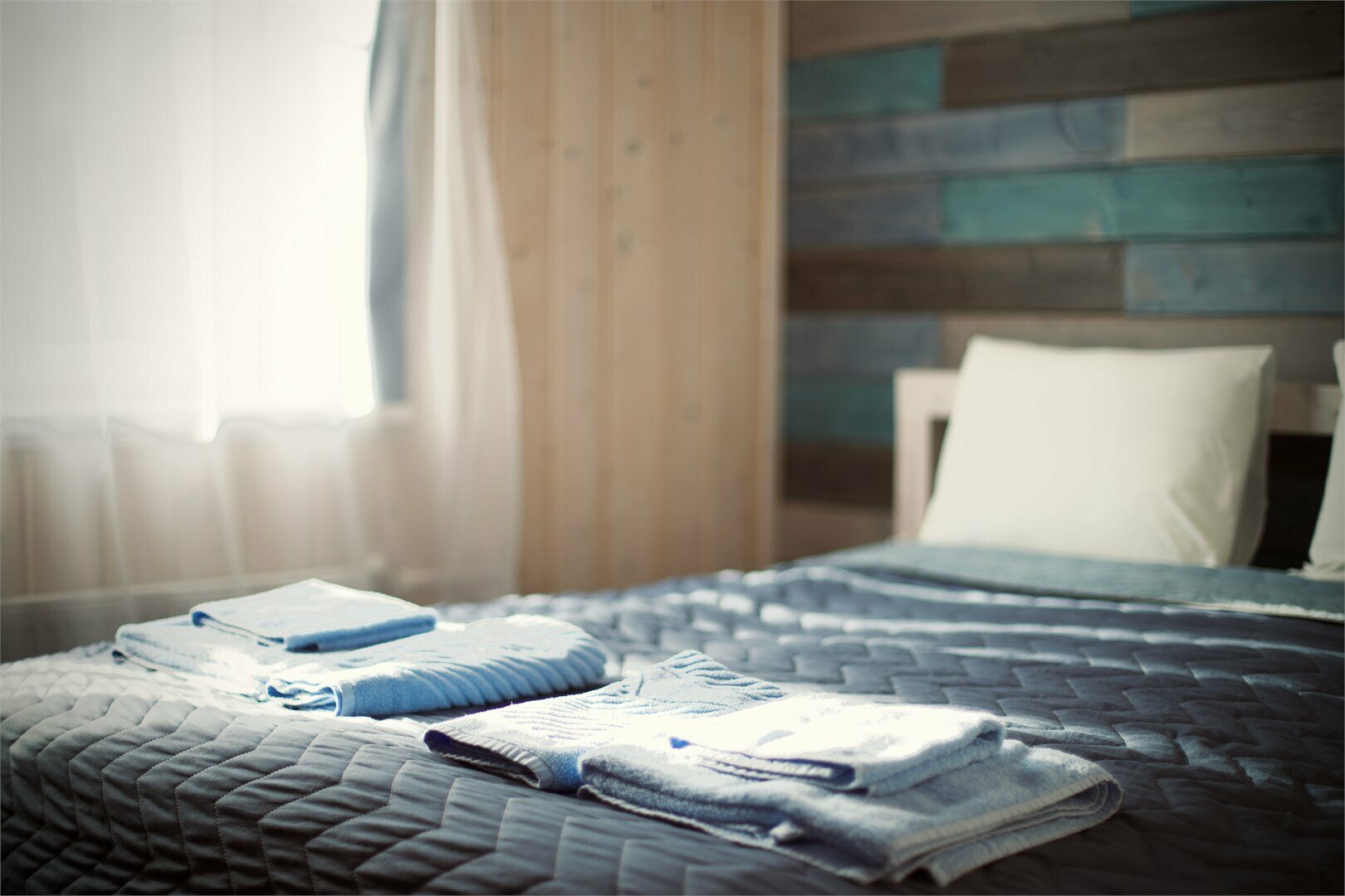 Первая категория - двуспальная кровать