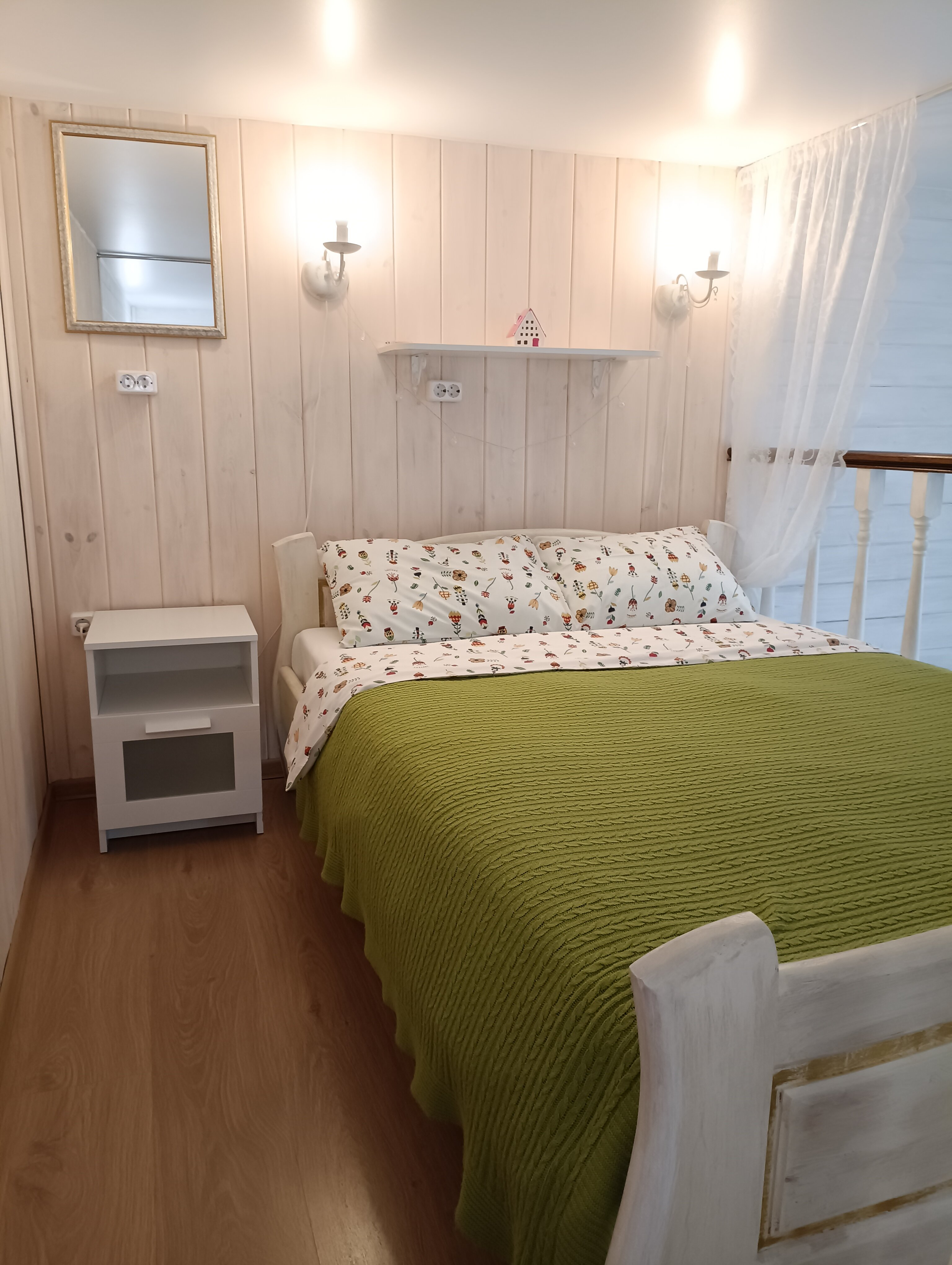 Двухуровневый четырехместный номер