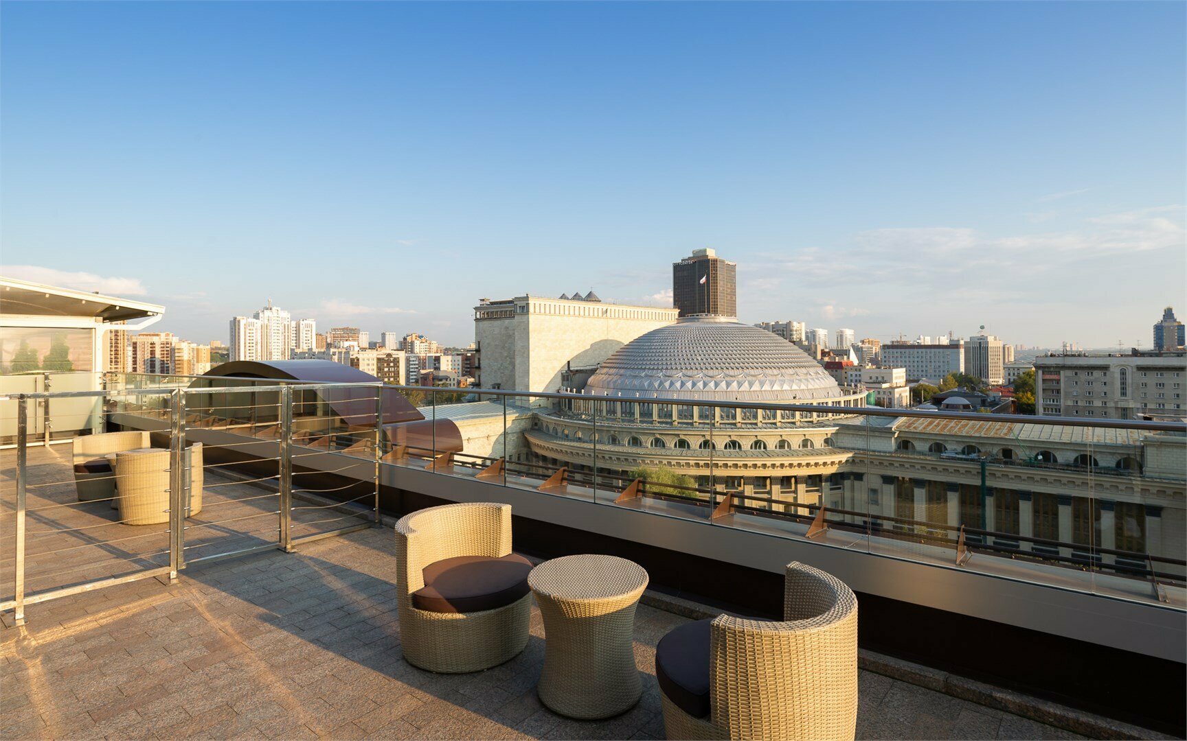 Полулюкс с террасой с 1 кроватью «King size»