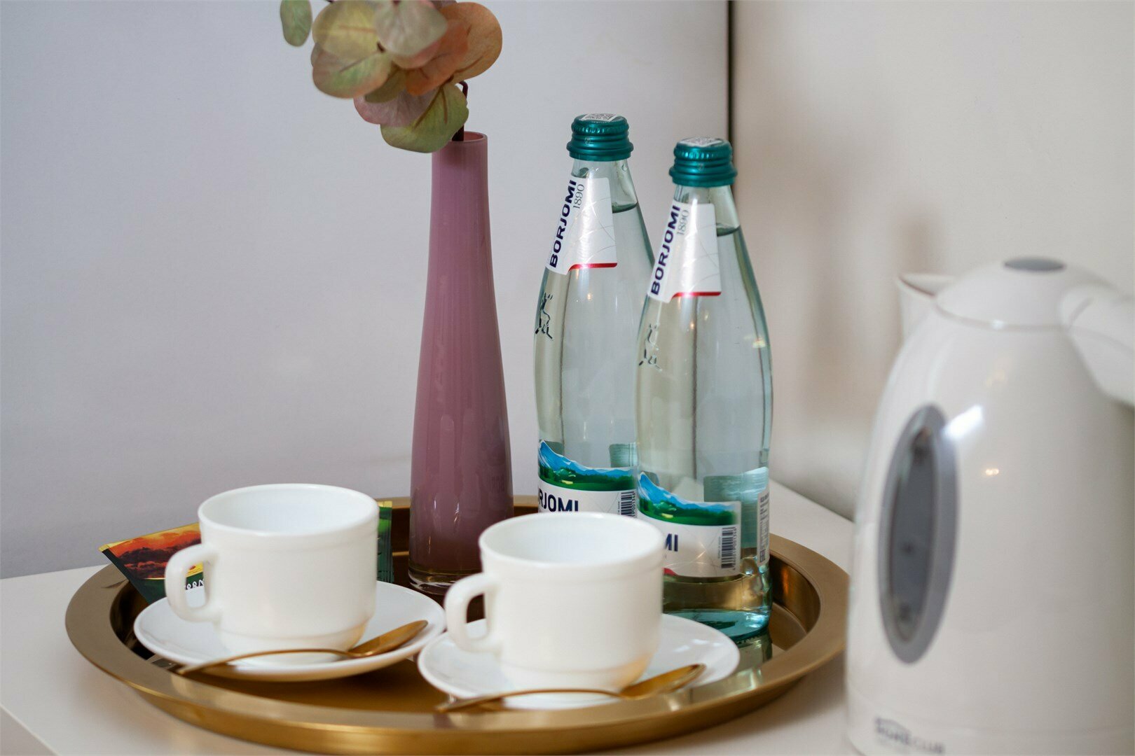 Улучшенный номер с кроватью размера «queen-size»