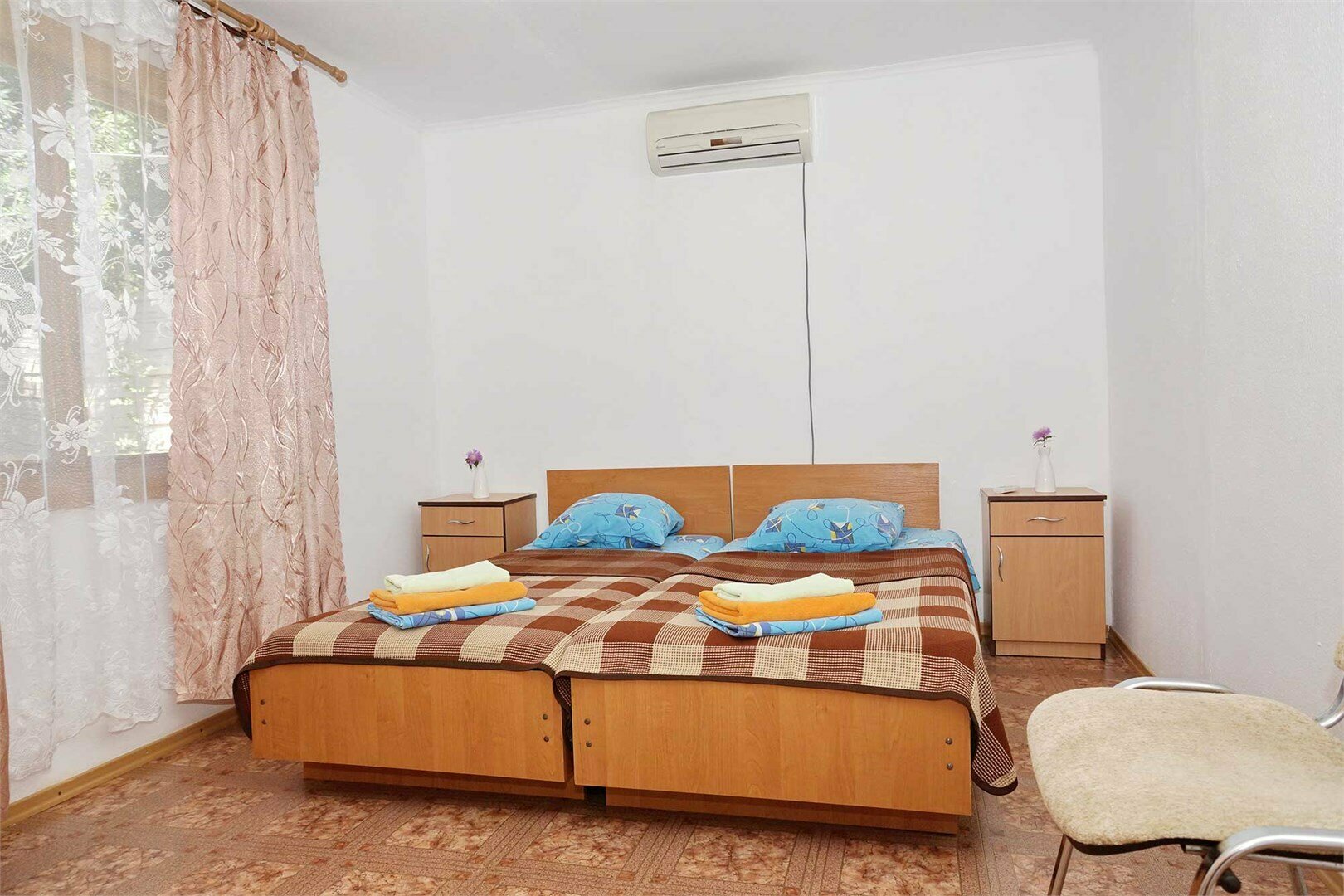 Коттеджный городок "Солнечный уголок" 2-ком. 4-местный 1-й категории