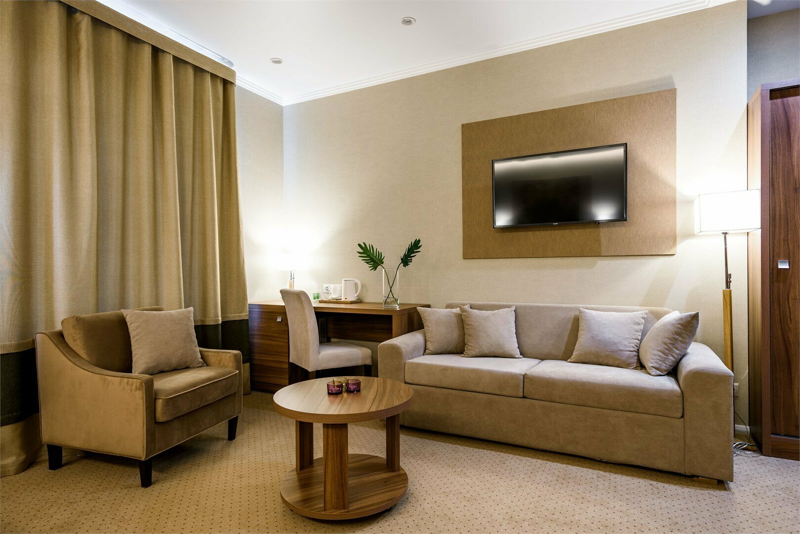 Номер категории "Джуниор Сюит"