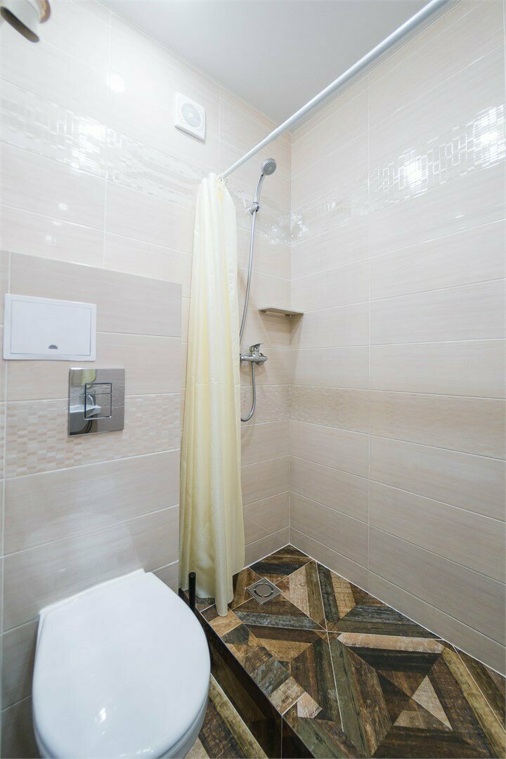 Двухместный номер с креслом кровать