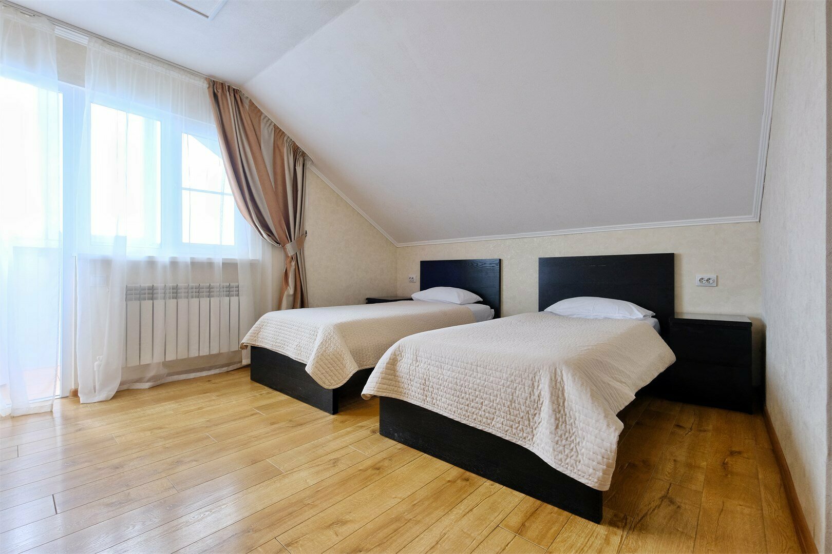 2-х. местный  "Стандарт" с видом на 4 термальных бассейна