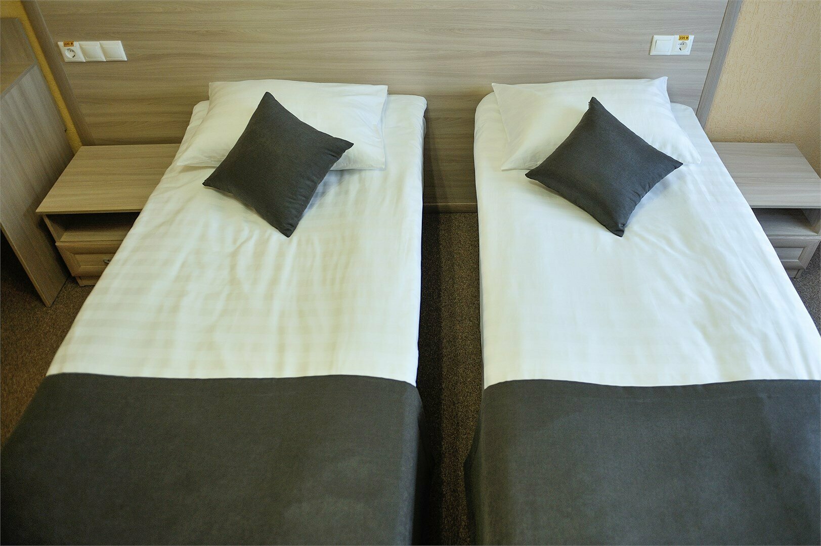 Двухместный стандартный номер (2 раздельные кровати), 2 этаж