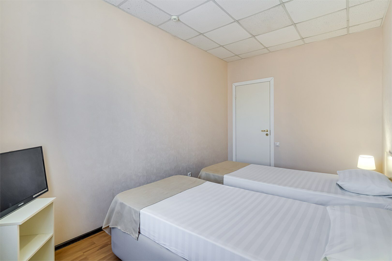 Двухкомнатный номер бизнес-класса с раздельными кроватями