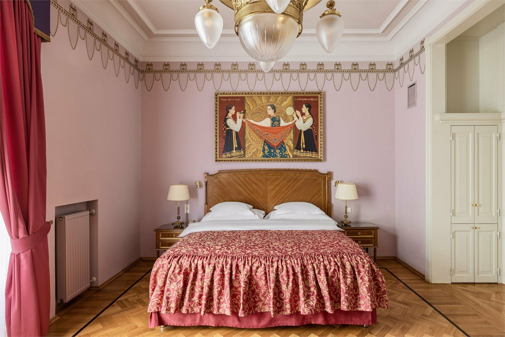 Студия с видом на Тверскую