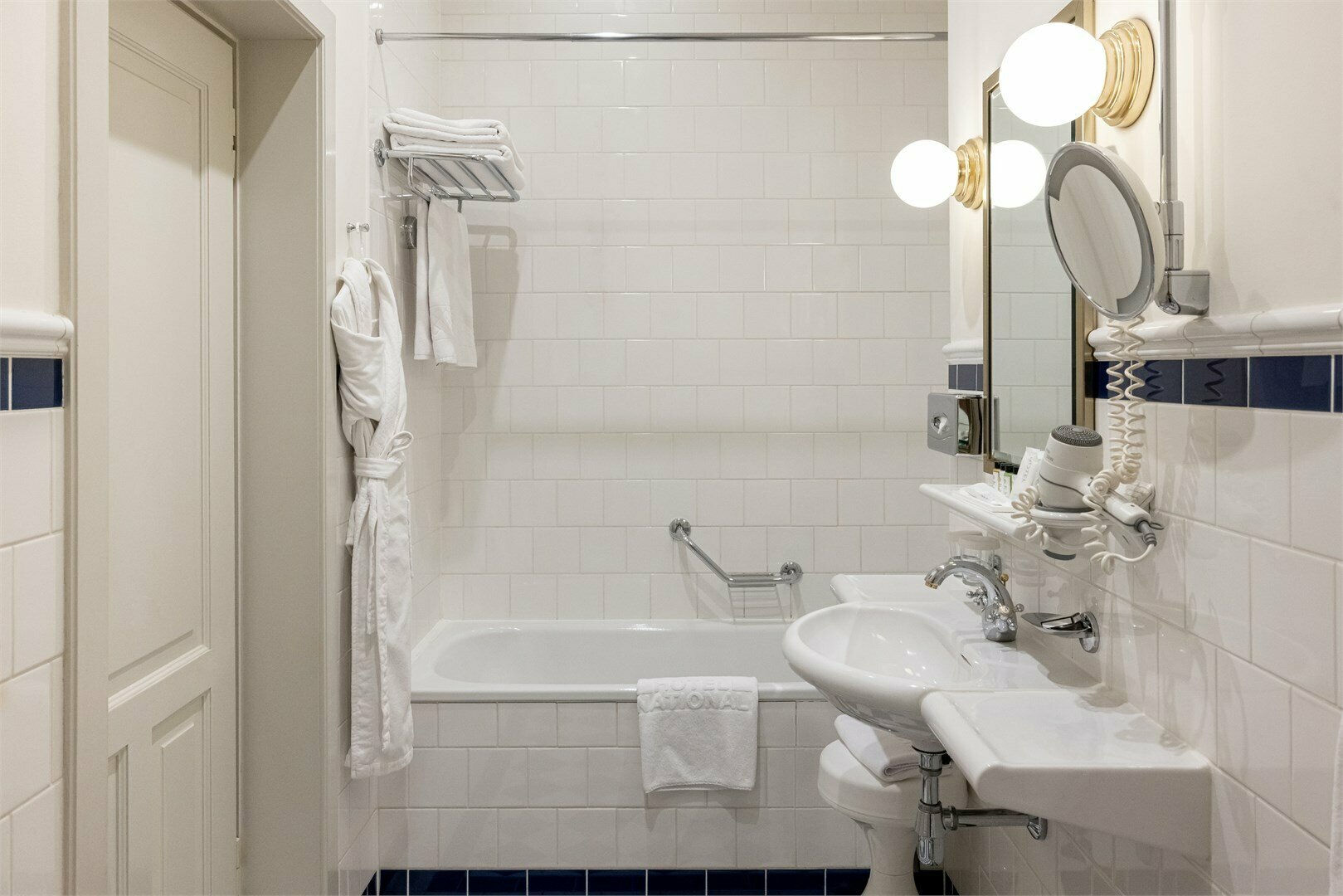 Студия с видом на Тверскую