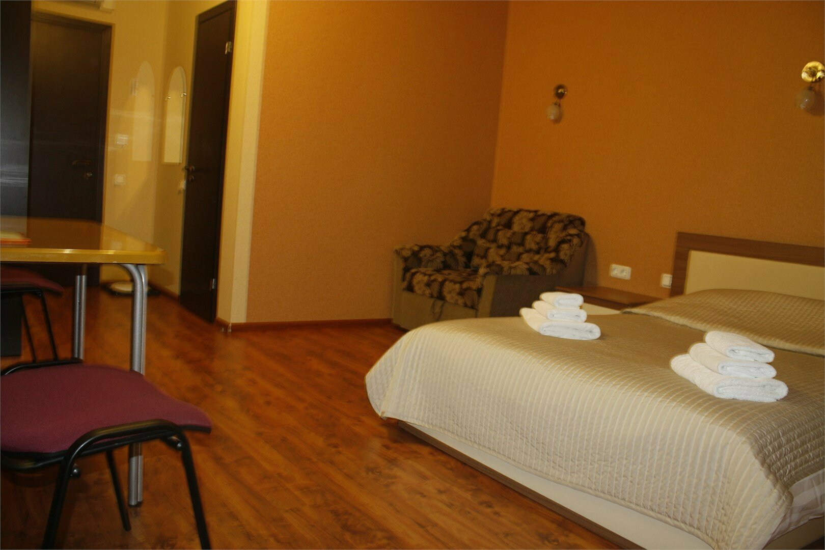 Улучшенный двухместный номер с 1 кроватью