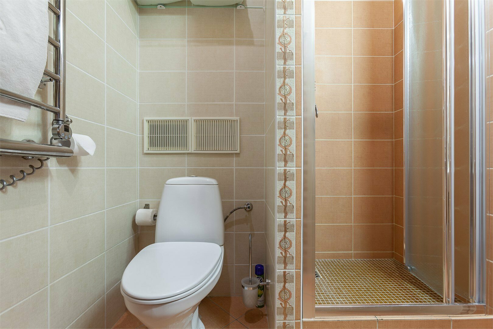 Двухкомнатный Стандарт с одной двуспальной кроватью