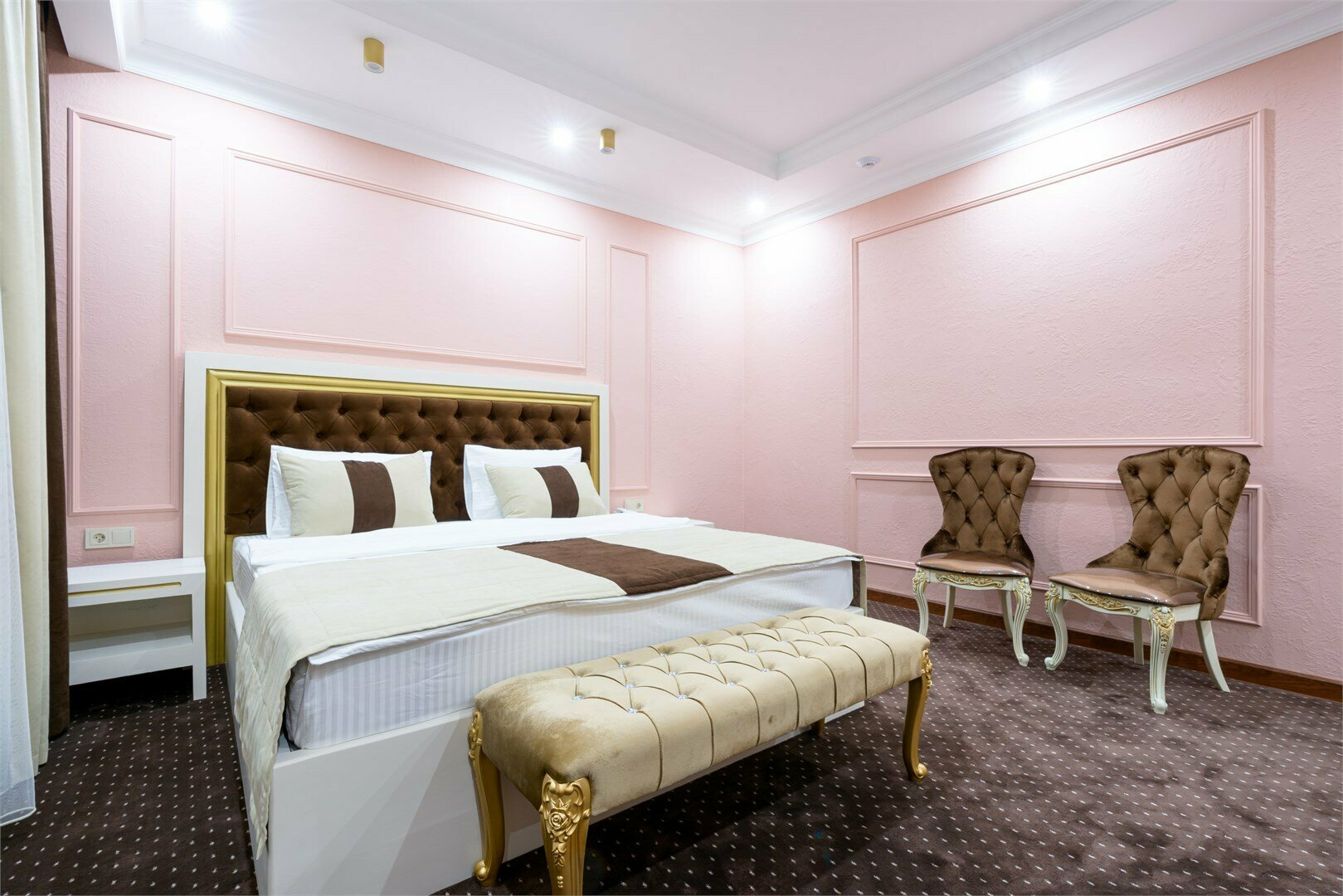 Улучшенный двухместный номер с 1 кроватью