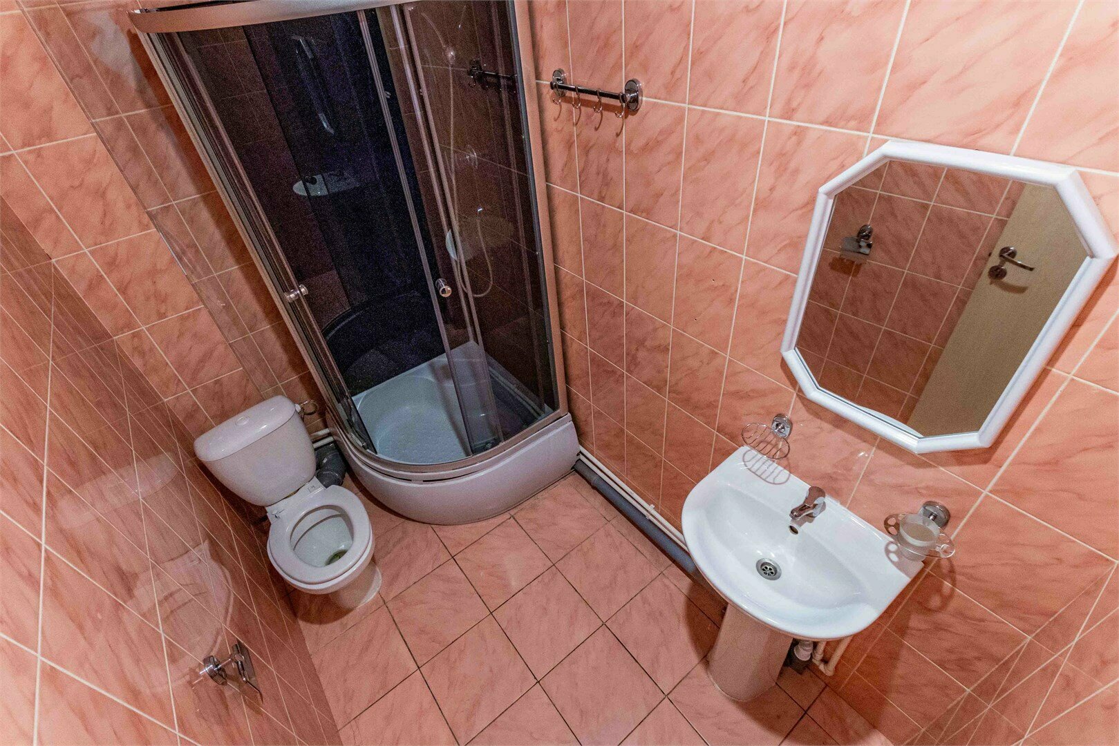 Одноместный номер РЕТРО с удобствами в блоке