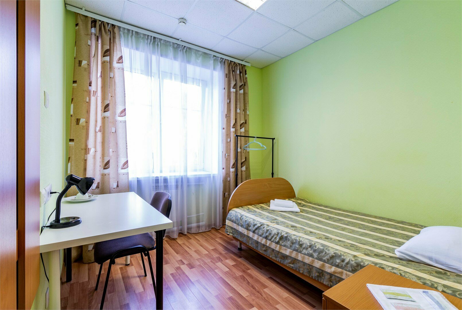 Одноместный номер РЕТРО с удобствами в блоке