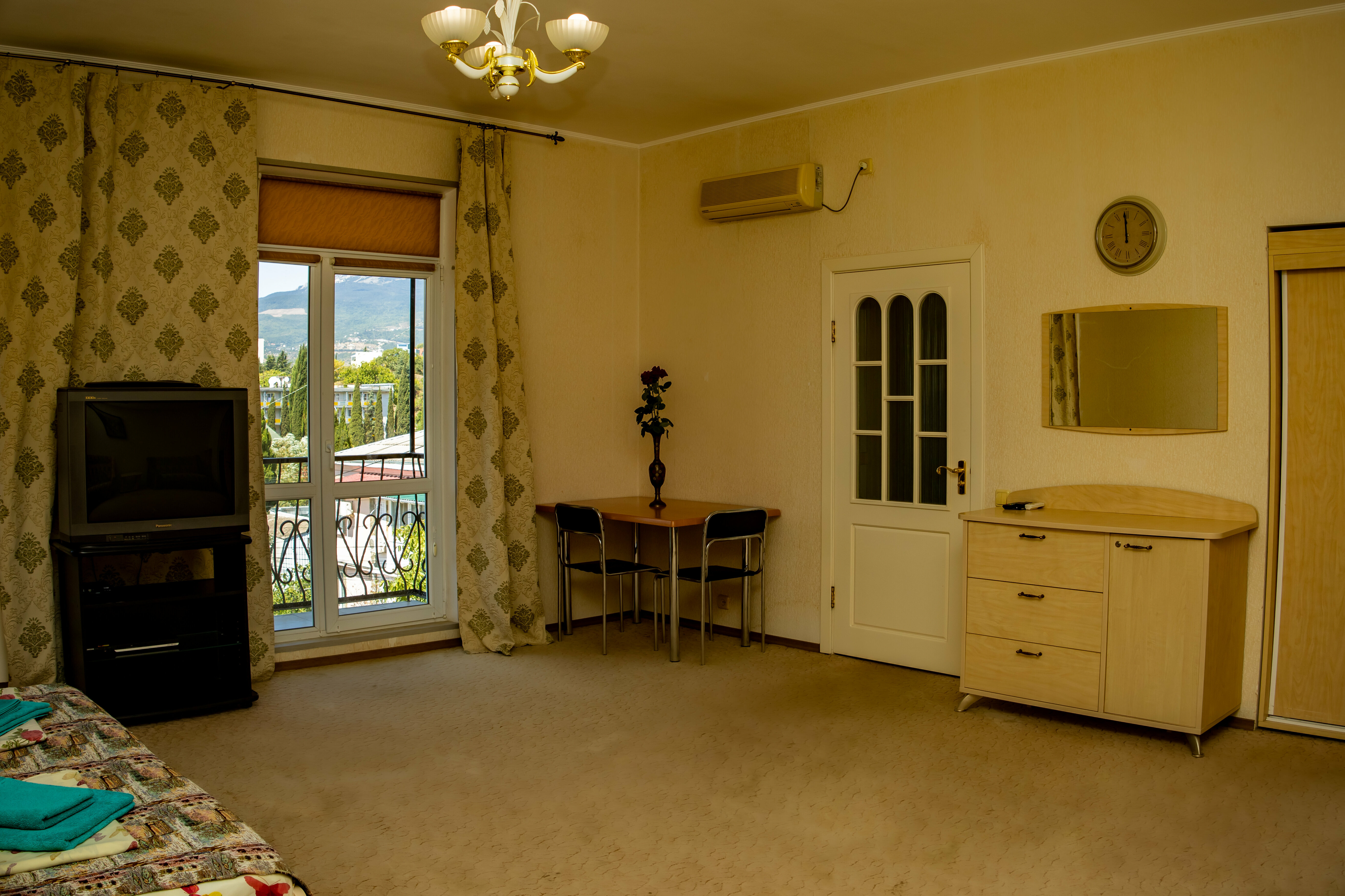 Апартаменты с видом на горы