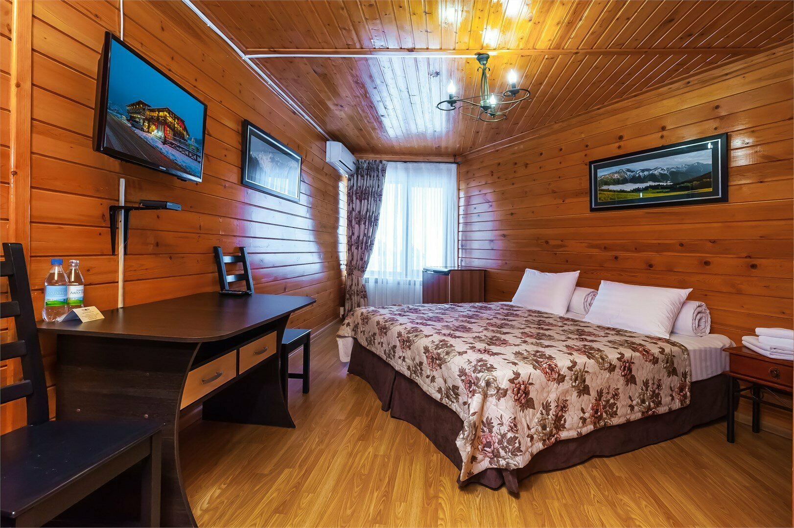 Небольшой двухместный номер с 1 кроватью или 2 отдельными кроватями