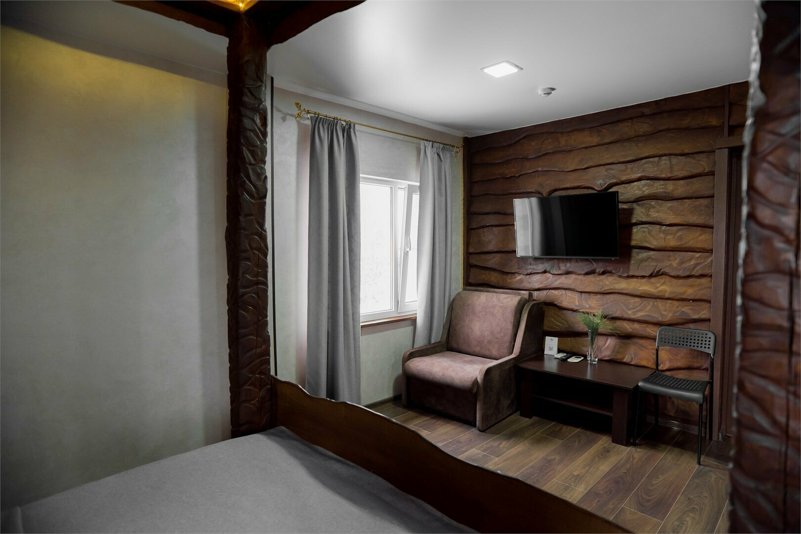 Улучшенный 2-х местный на втором этаже 16+ (полупансион)