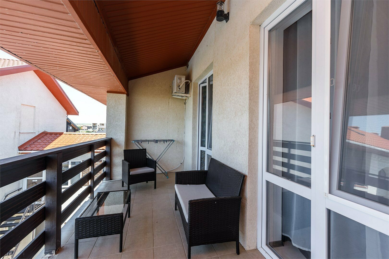 Апартаменты люкс двухкомнатные с большой лоджией и видом на море  ‌(3 этаж)