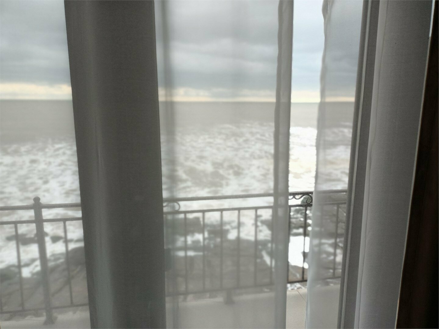 2-Х КОМНАТНЫЙ 4-Х МЕСТНЫЙ С ВИДОМ НА МОРЕ И БАЛКОНОМ