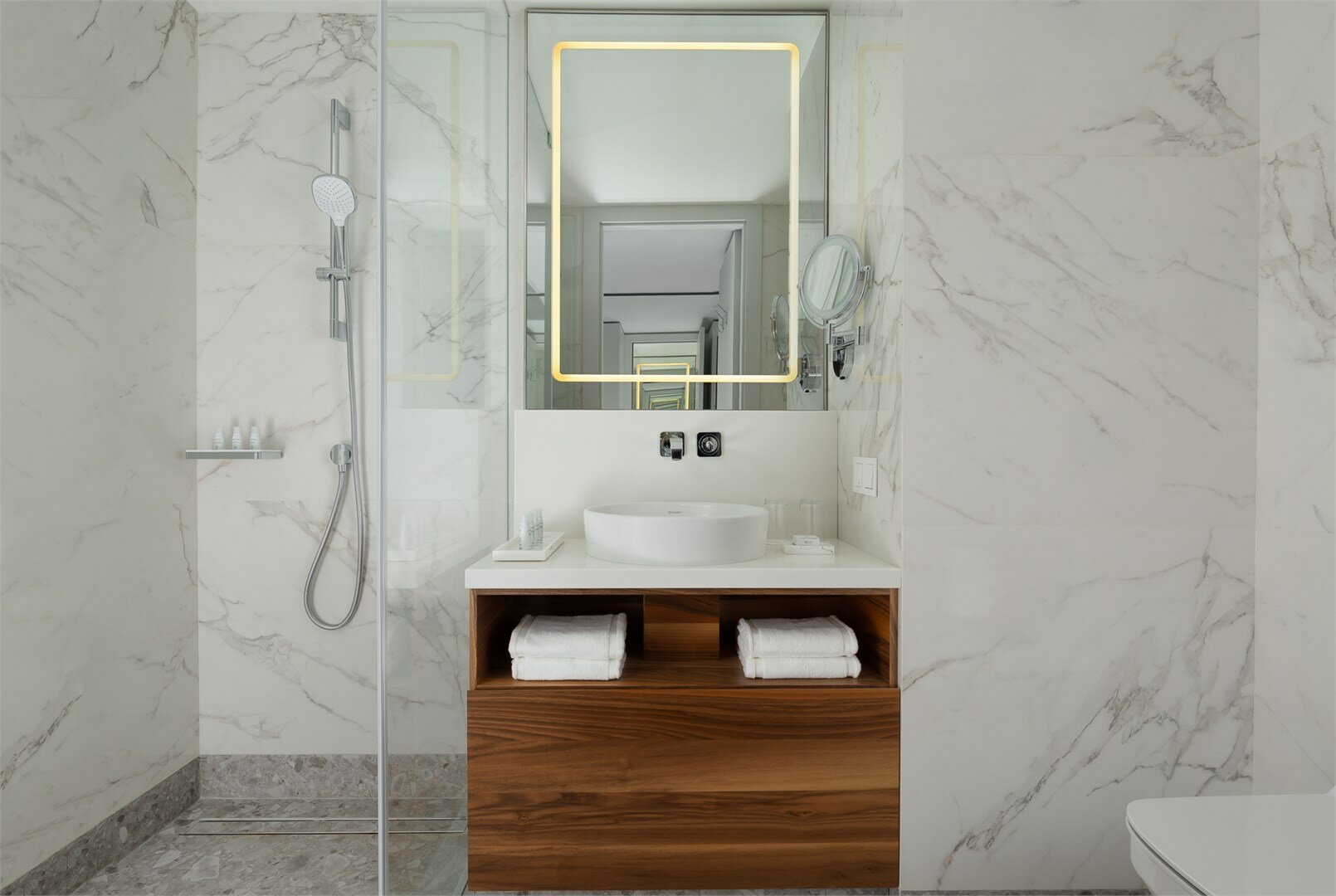 Номер Superior, с видом во внутренний двор - с двуспальной кроватью