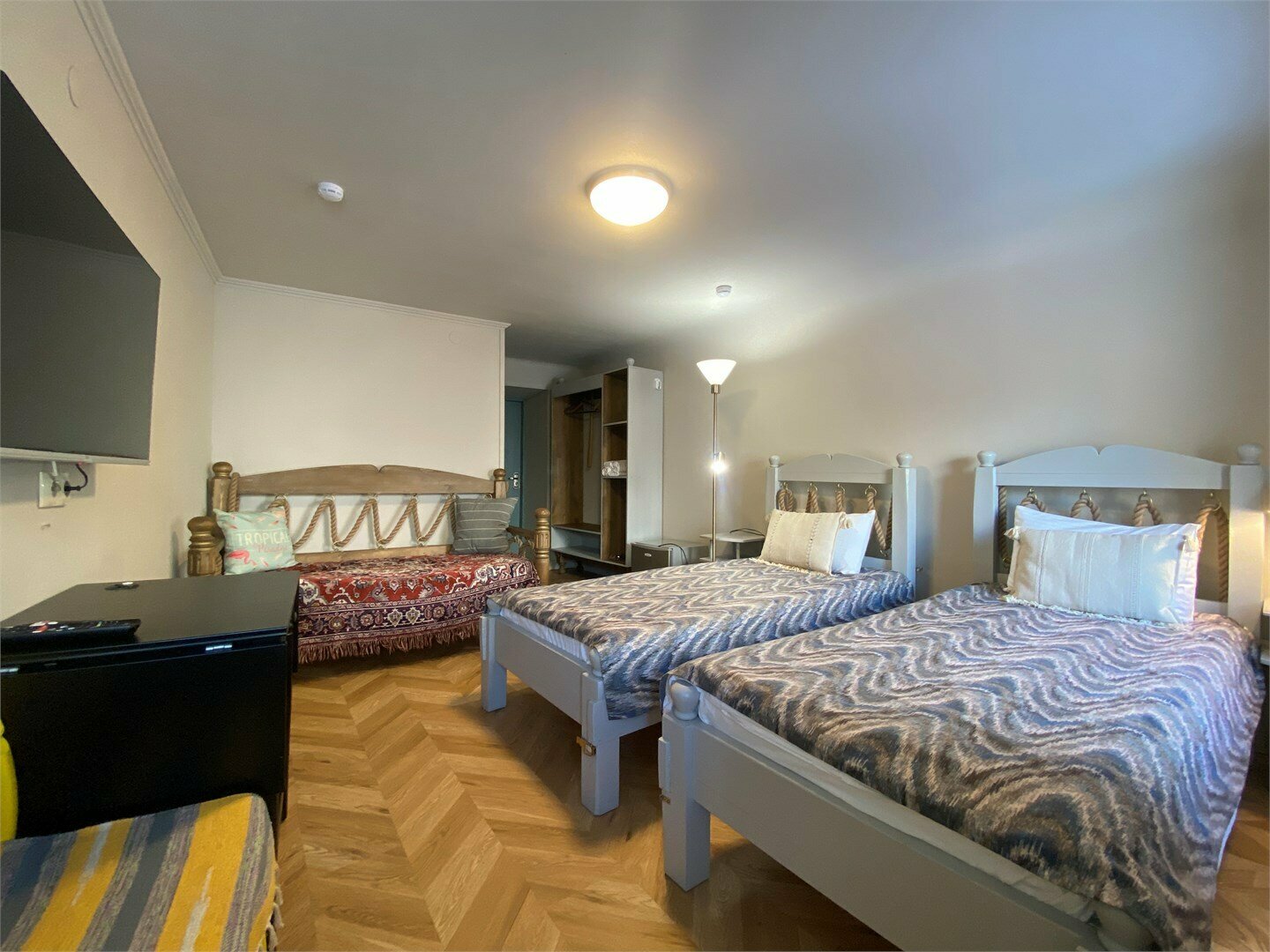 Трансформер + диван