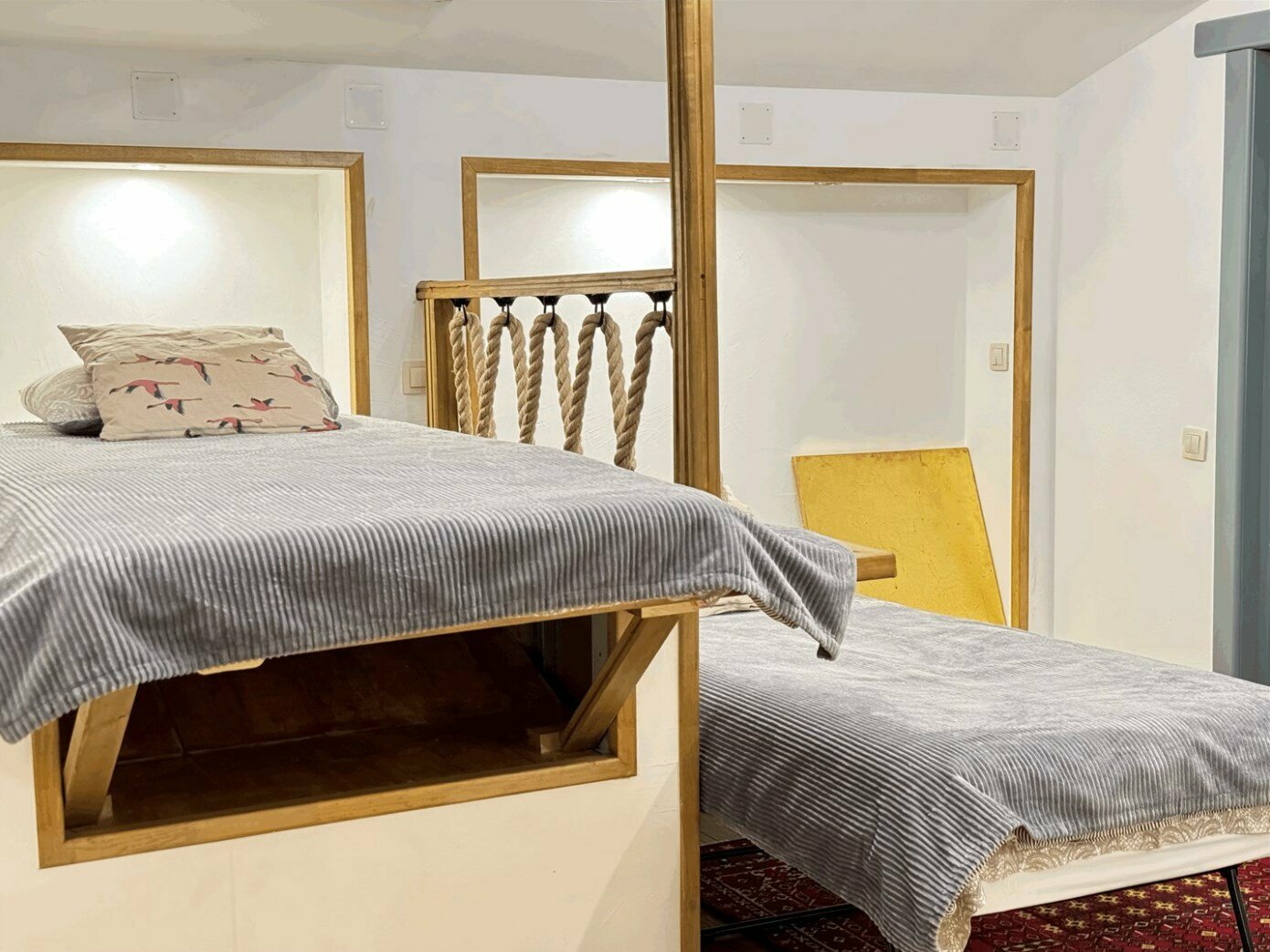 3- мансарда две кровати- 3