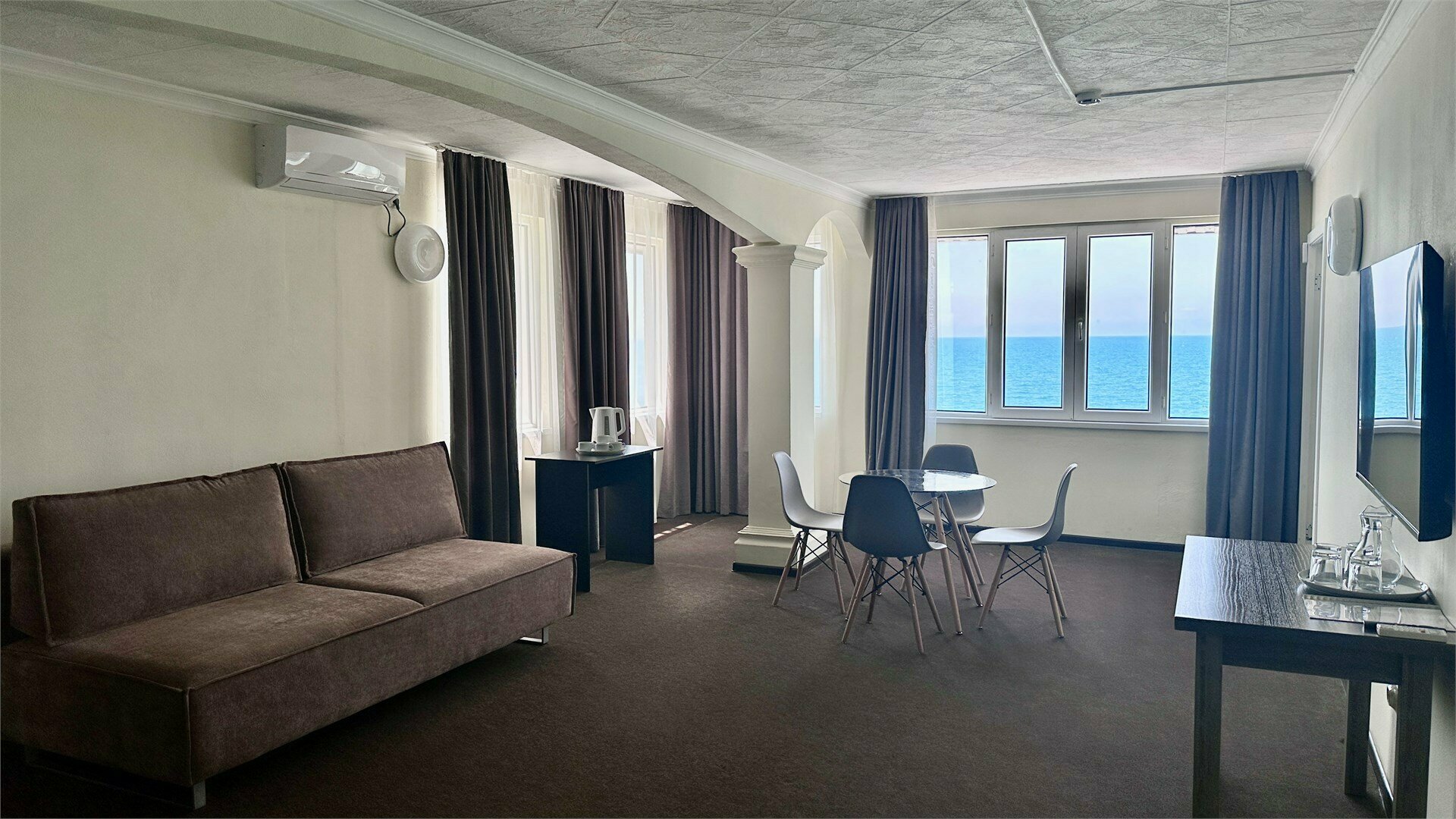 Улучшенный семейный номер