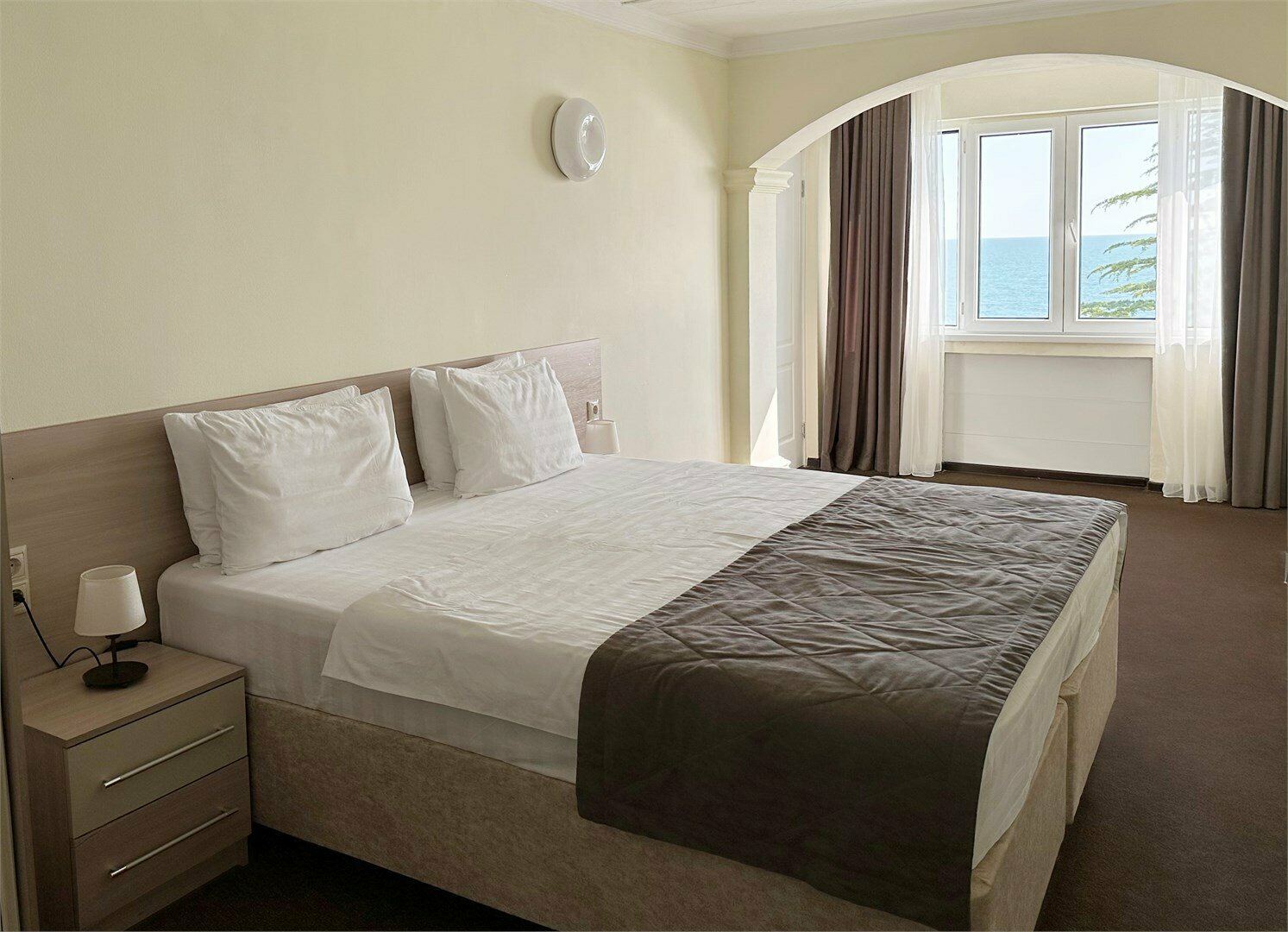 Улучшенный семейный номер